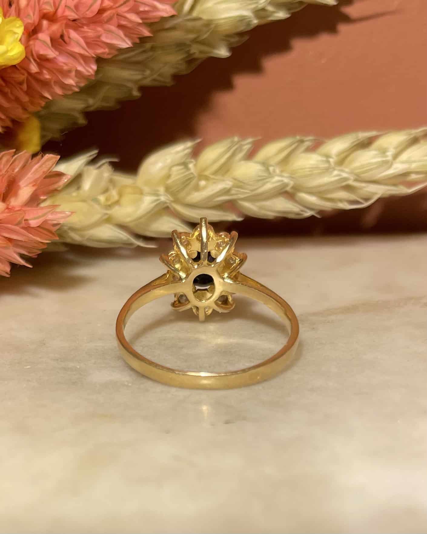Anillo "Daniella" con margaritas de zafiro y diamantes