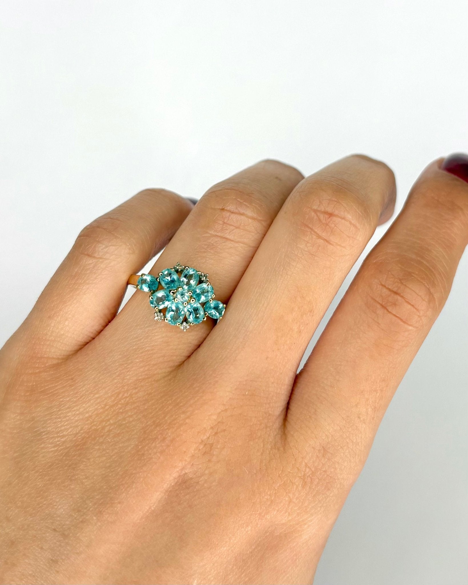 Bague Marguerite Apatites 1.65 carat & Diamants "Rina" - Elliade Paris