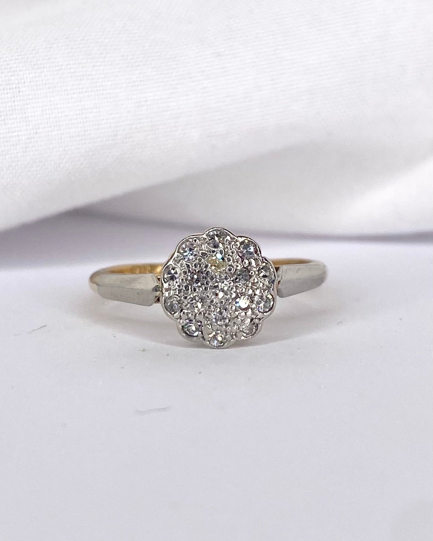 Bague Marguerite Art - déco 17 Diamants "Isaure" - Elliade Paris