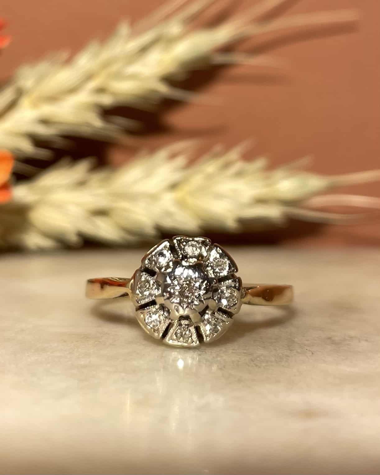 Bague Marguerite Art - Déco 9 Diamants "Aurélia" - Elliade Paris