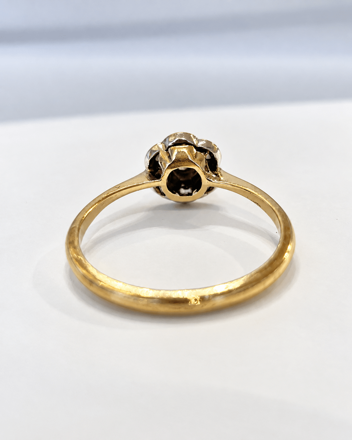 Bague Marguerite Art-Déco Diamants 0.28 carat "Fiby" - Elliade Paris