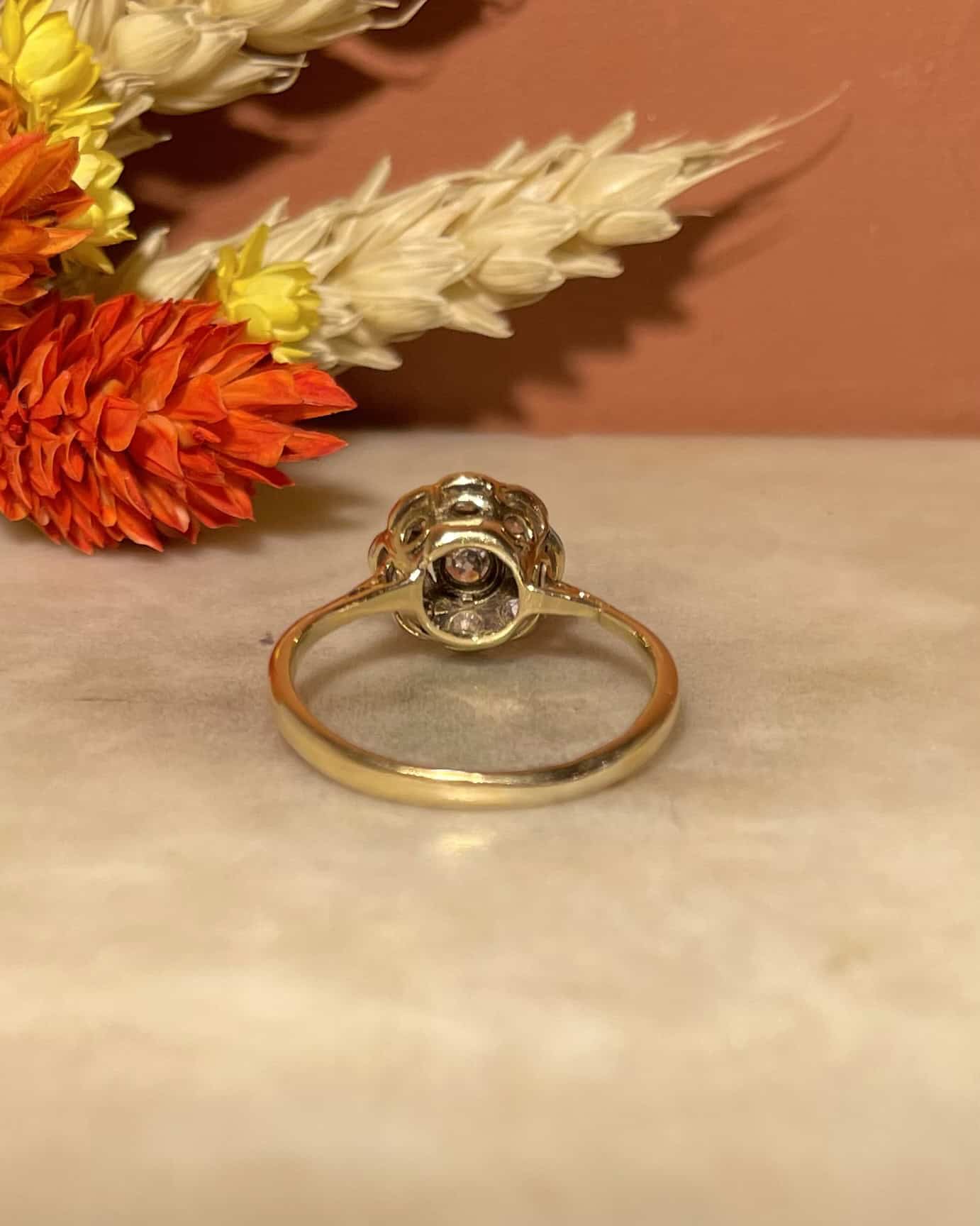 Bague Marguerite Art - Déco Diamants 0.60 carat "Adley" - Elliade Paris