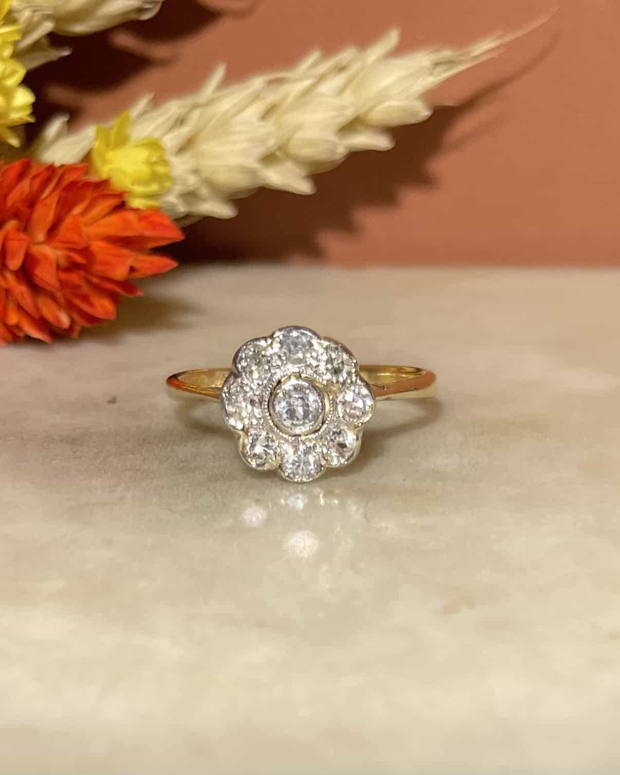 Bague Marguerite Art - Déco Diamants 0.60 carat "Adley" - Elliade Paris