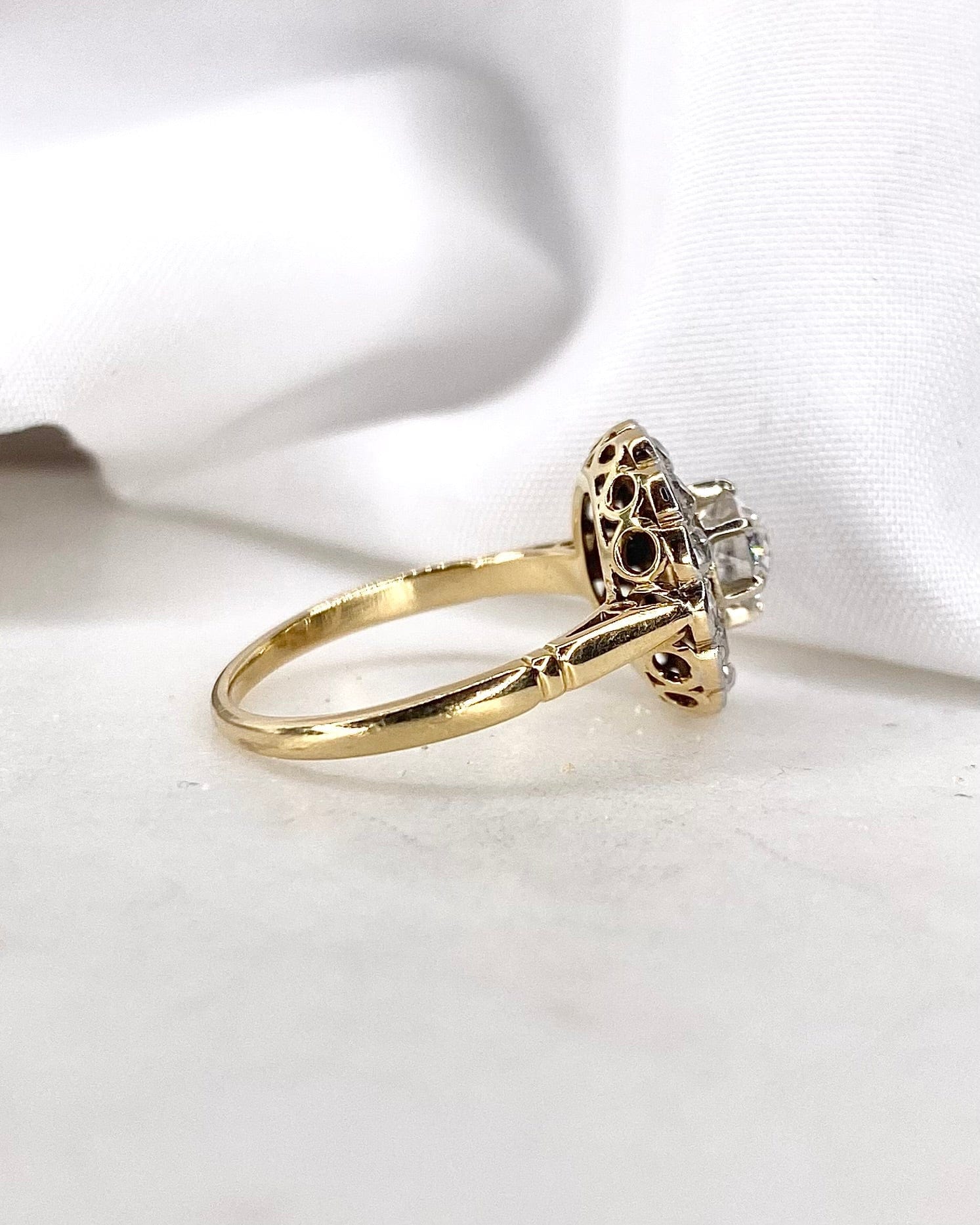Bague Marguerite Art Déco Diamants "Emilie" - Elliade Paris