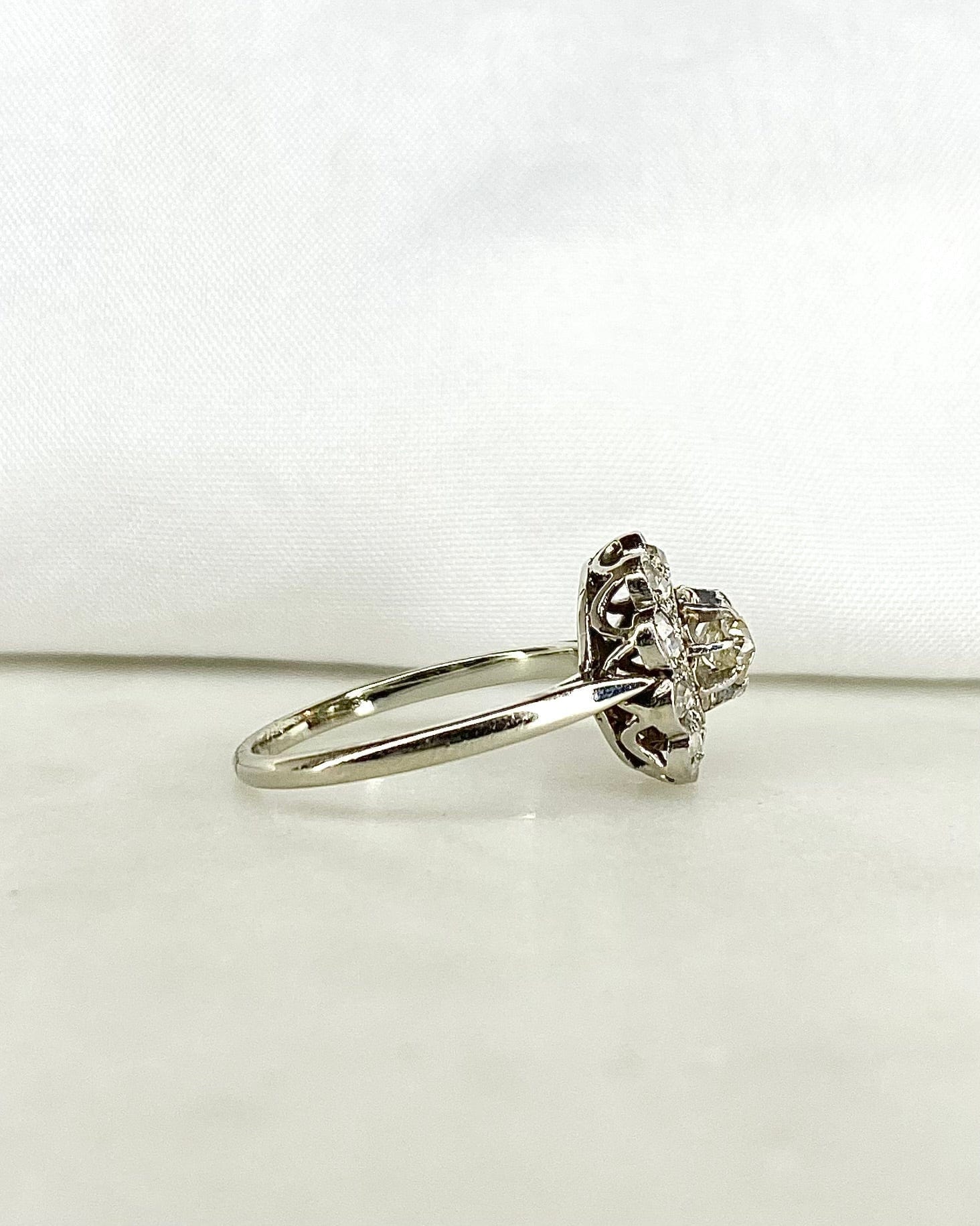 Bague Marguerite Art déco Diamants "Sarah" - Elliade Paris