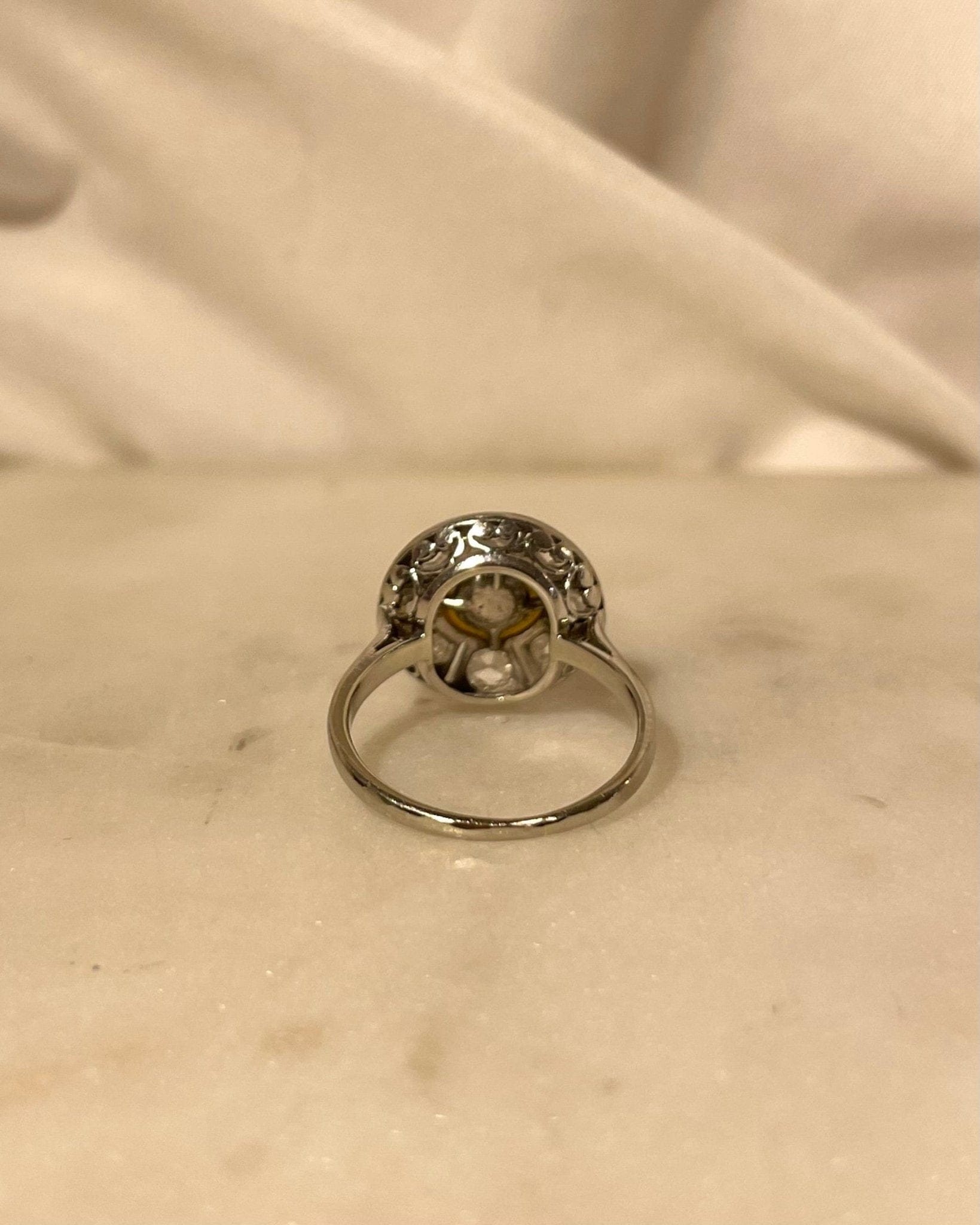 Bague Marguerite Art - Déco Perle & Diamants "Indigo" - Elliade Paris