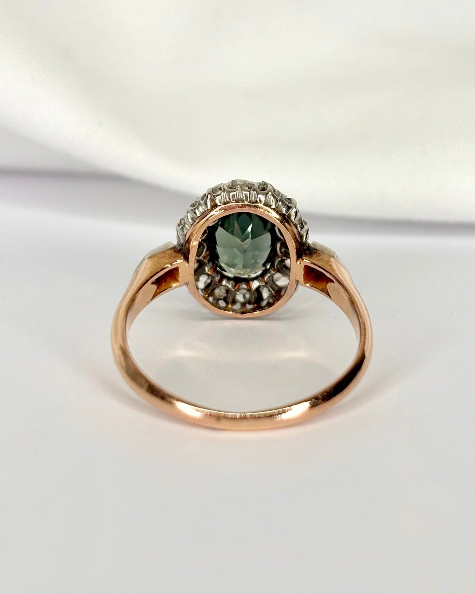 Bague Marguerite Art Déco Tourmaline Bleue 1.30 carat & Diamants "Tamika" - Elliade Paris