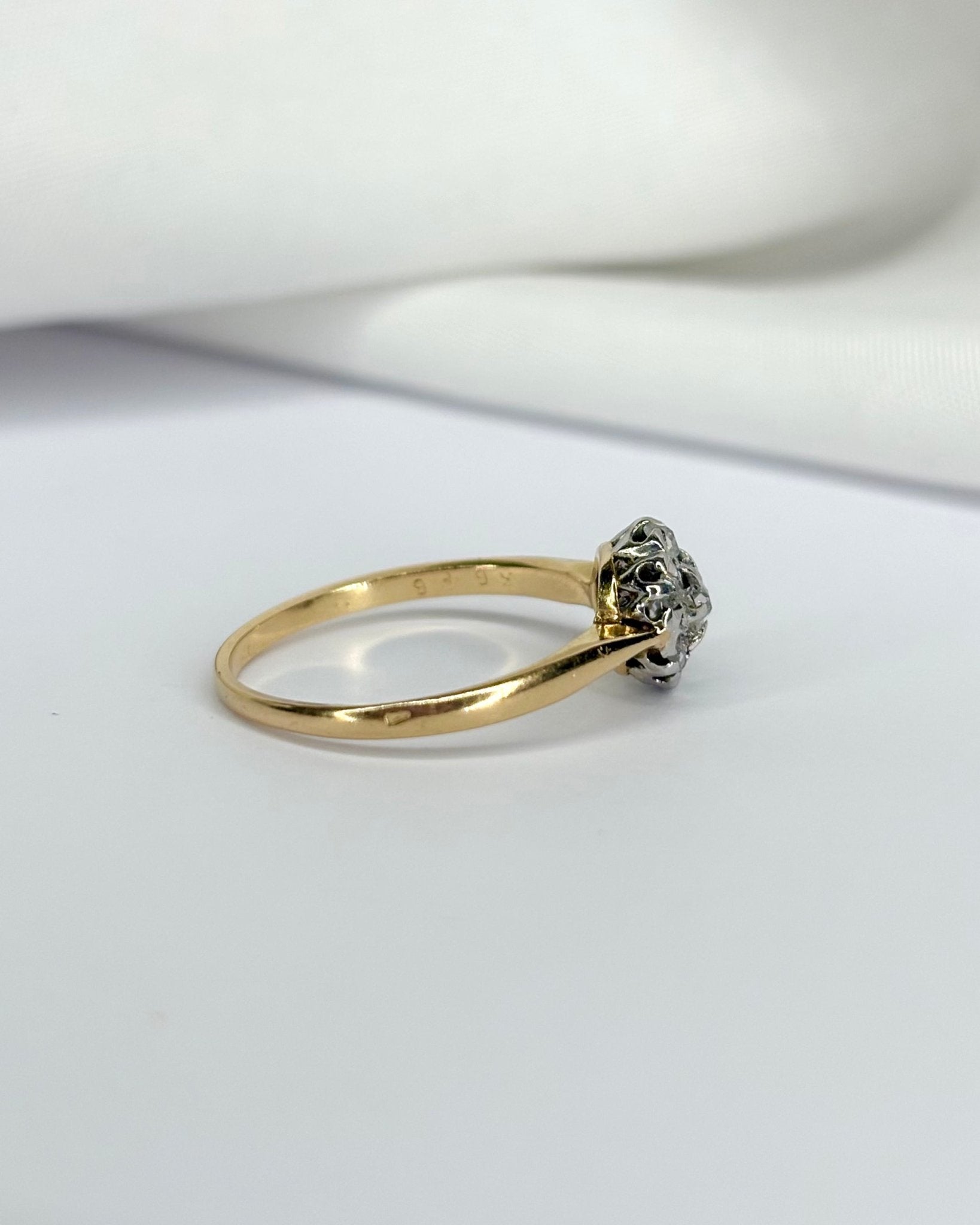 Bague Marguerite Art - Nouveau 7 Diamants "Ophélie" - Elliade Paris