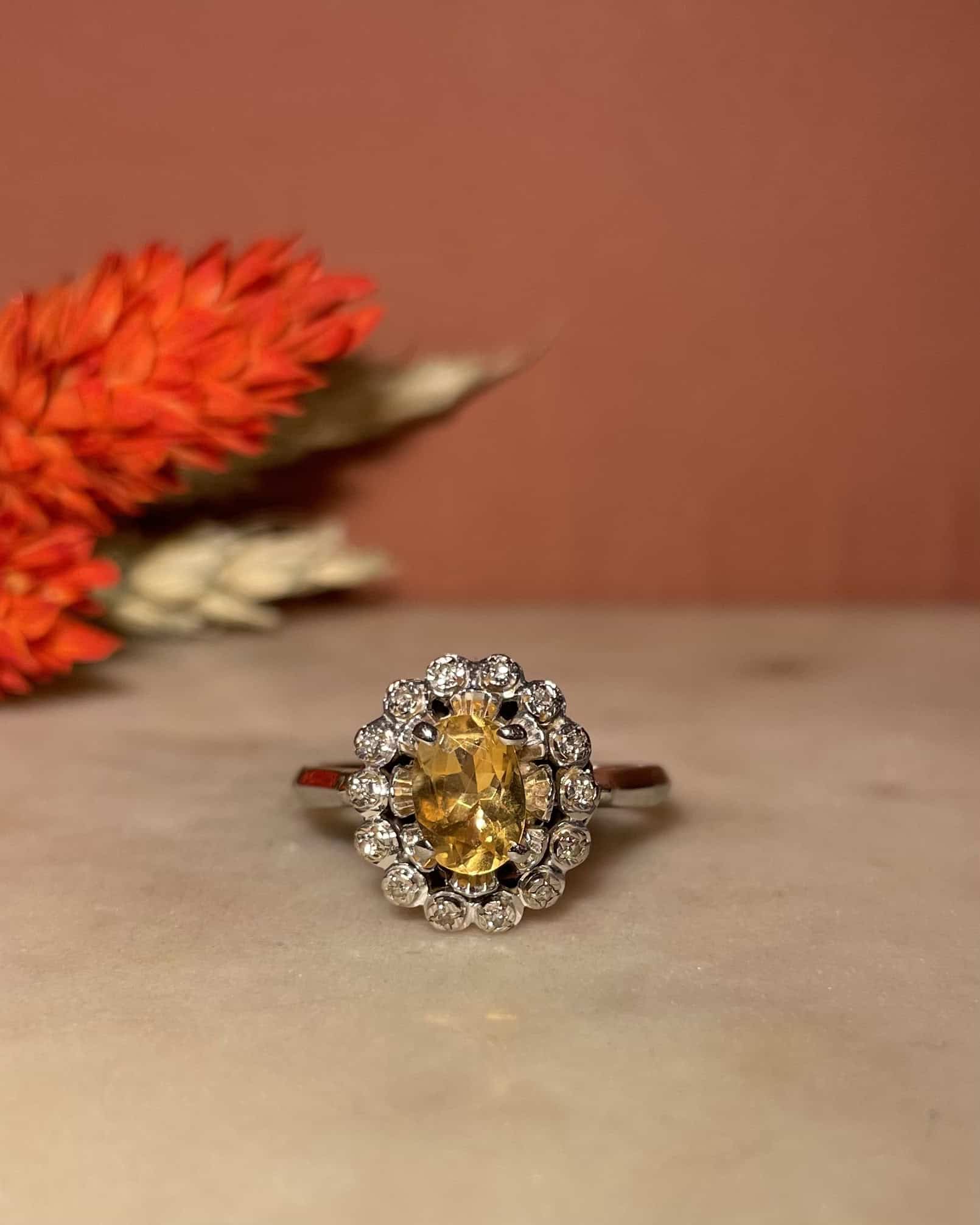Bague Marguerite Citrine 0.60 carat & diamants "Michelle" - Elliade Paris