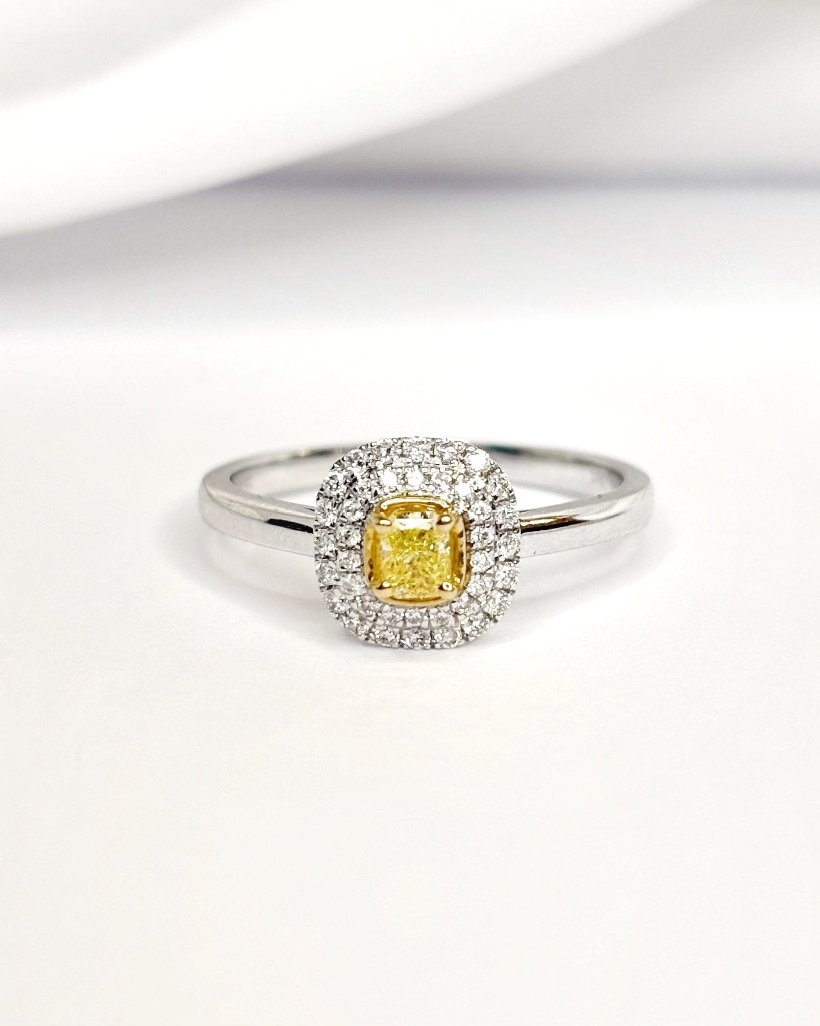 Bague Marguerite Diamant Jonquille "Justine" - Elliade Paris
