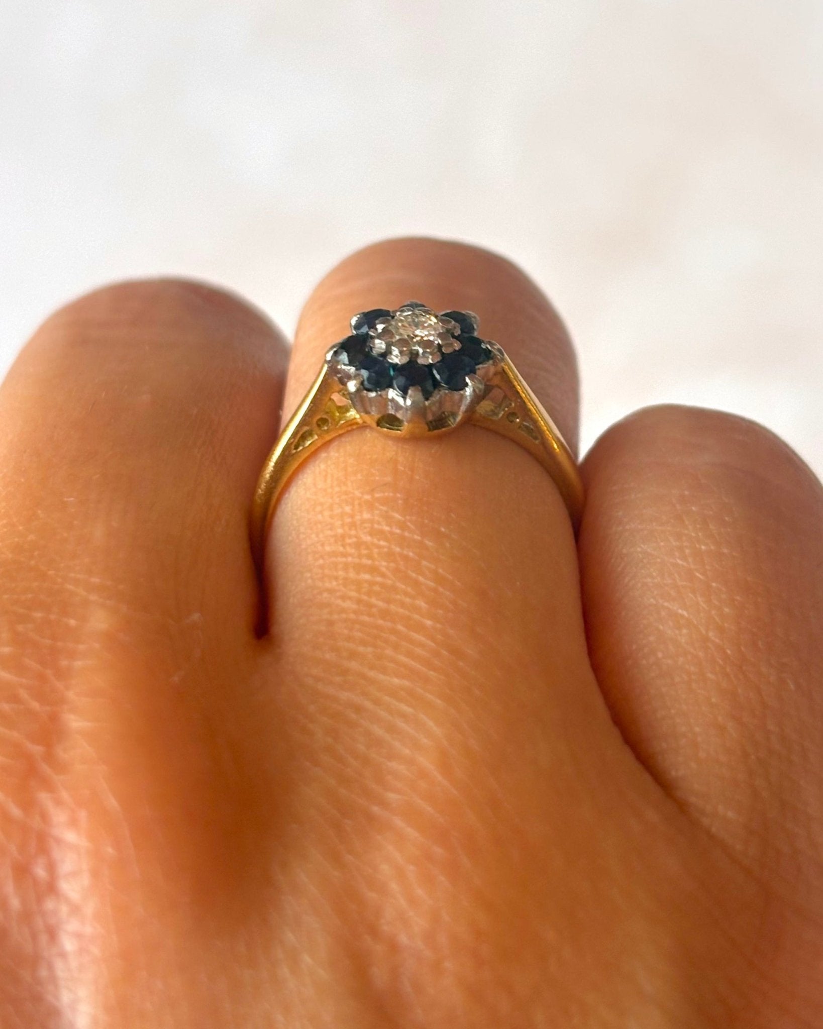 Bague Marguerite Diamant & Saphirs "Lorena" - Elliade Paris