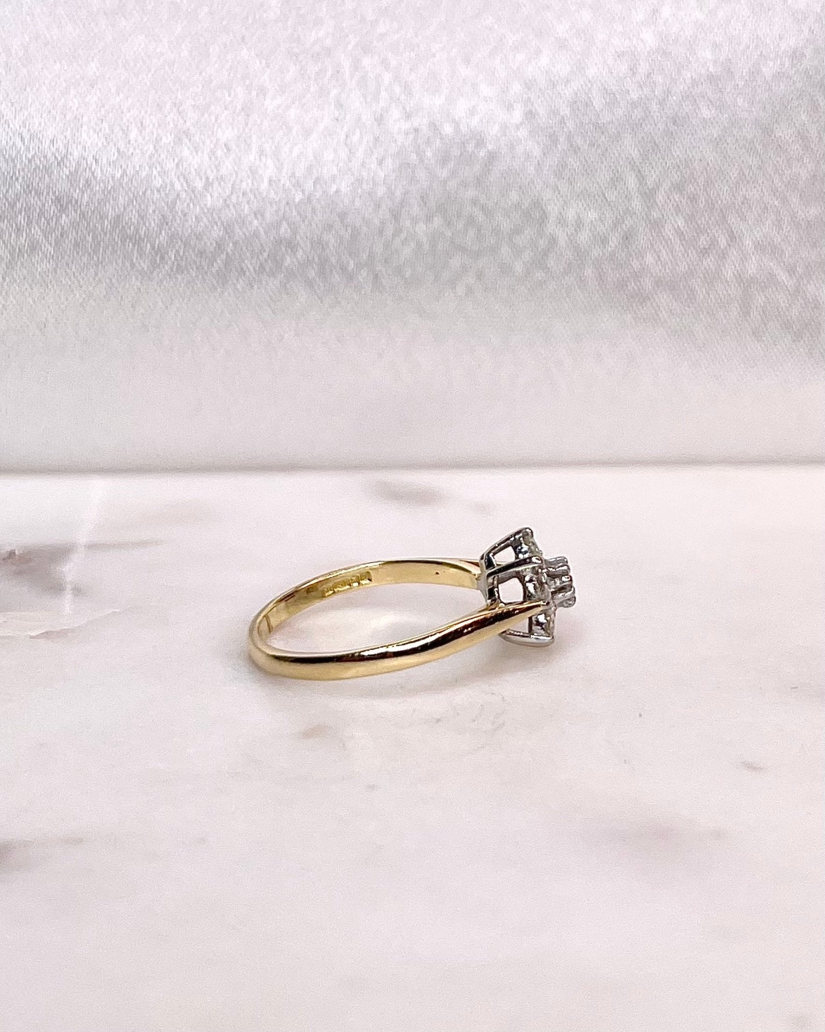 Bague Marguerite Diamants 0.31 carat "Haize" - Elliade Paris