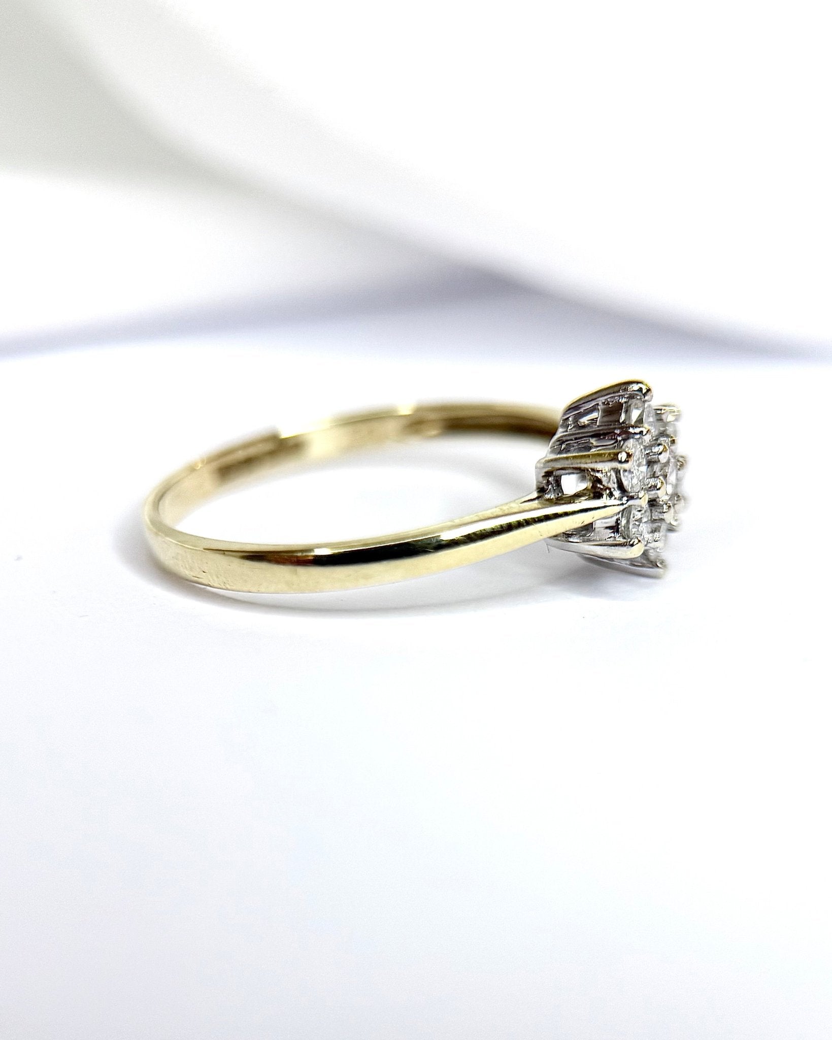 Bague Marguerite Diamants 0.33 carat "Vivianne" - Elliade Paris