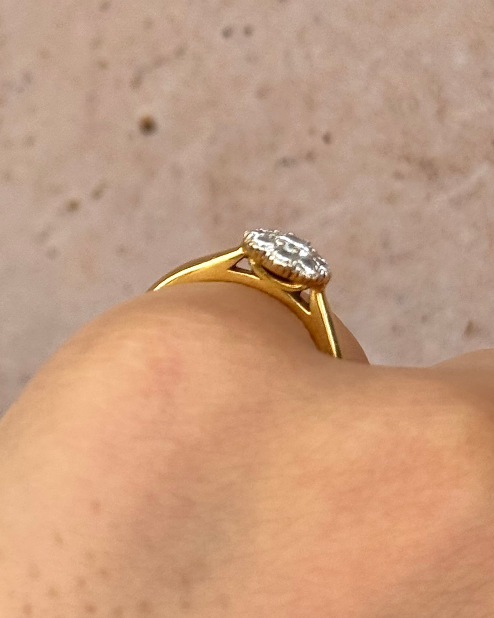 Bague Marguerite Diamants 0.34 carat "Flora" - Elliade Paris