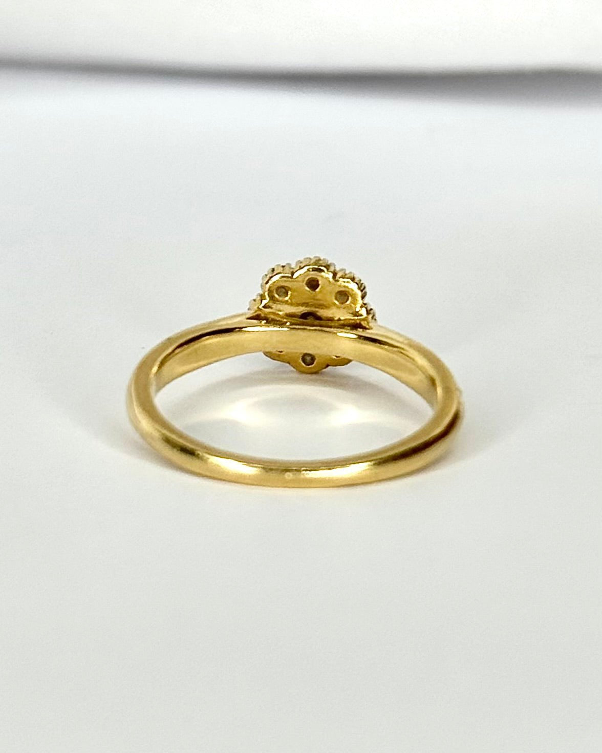 Bague Marguerite Diamants 0.34 carat "Flora" - Elliade Paris