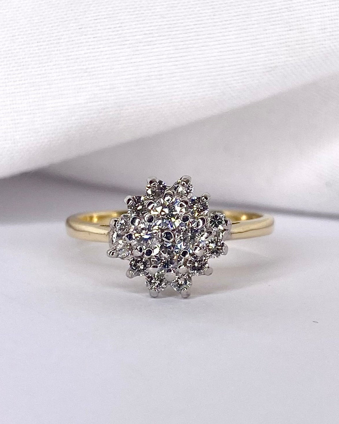 Bague Marguerite Diamants 0.36 carat "Jade" - Elliade Paris