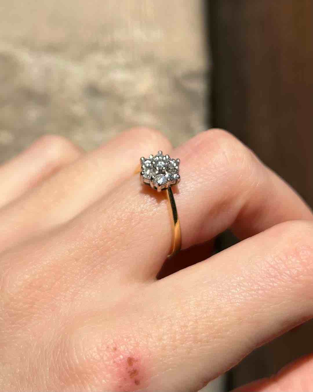 Bague Marguerite Diamants 0.38 Carat "Diana" - Elliade Paris
