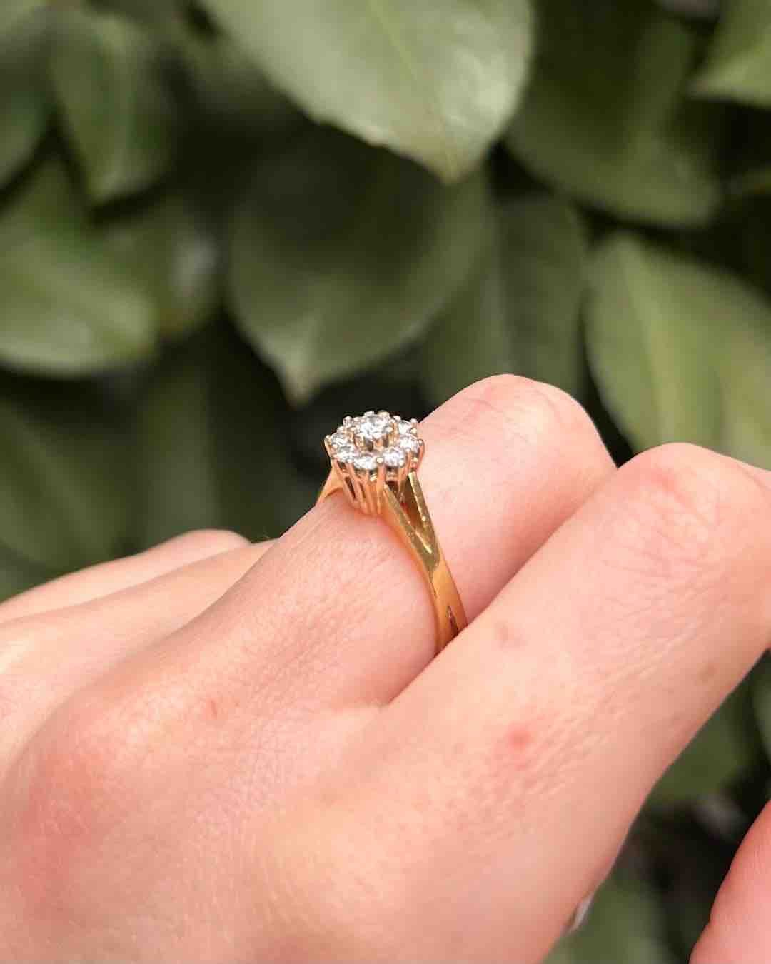 Bague Marguerite Diamants 0.40 Carat "Jelena" - Elliade Paris