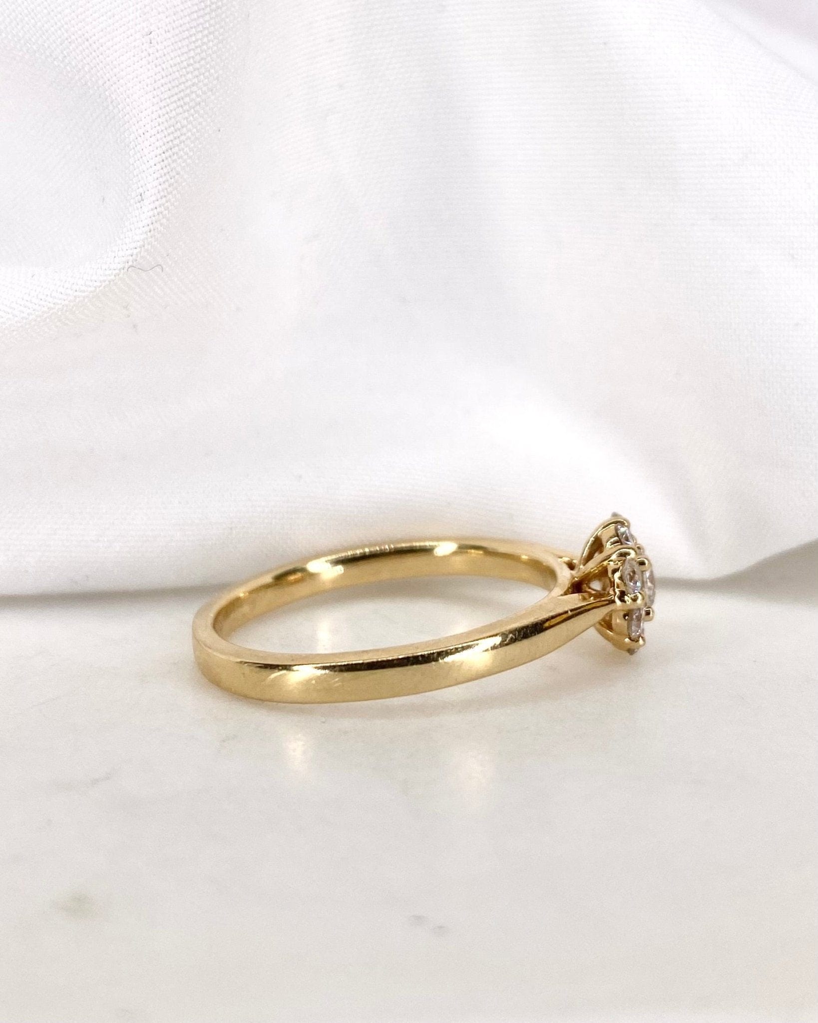 Bague Marguerite Diamants 0.43 carat "Élaïa" - Elliade Paris