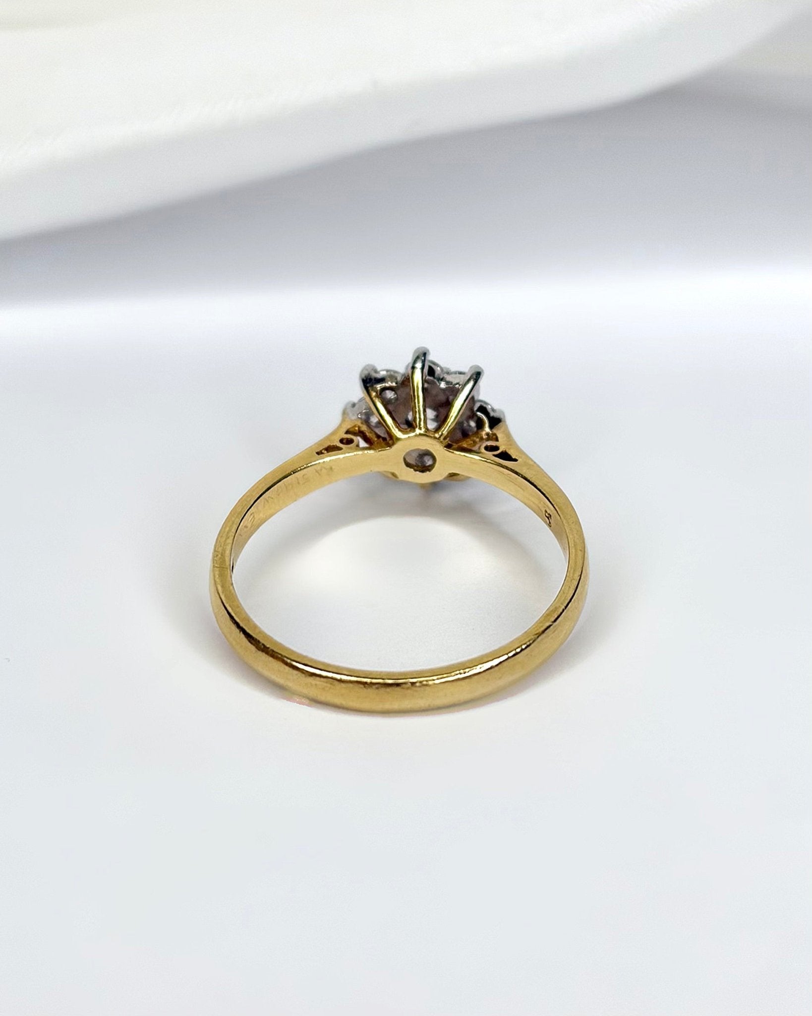 Bague Marguerite Diamants 0.44 carat "Camélia" - Elliade Paris
