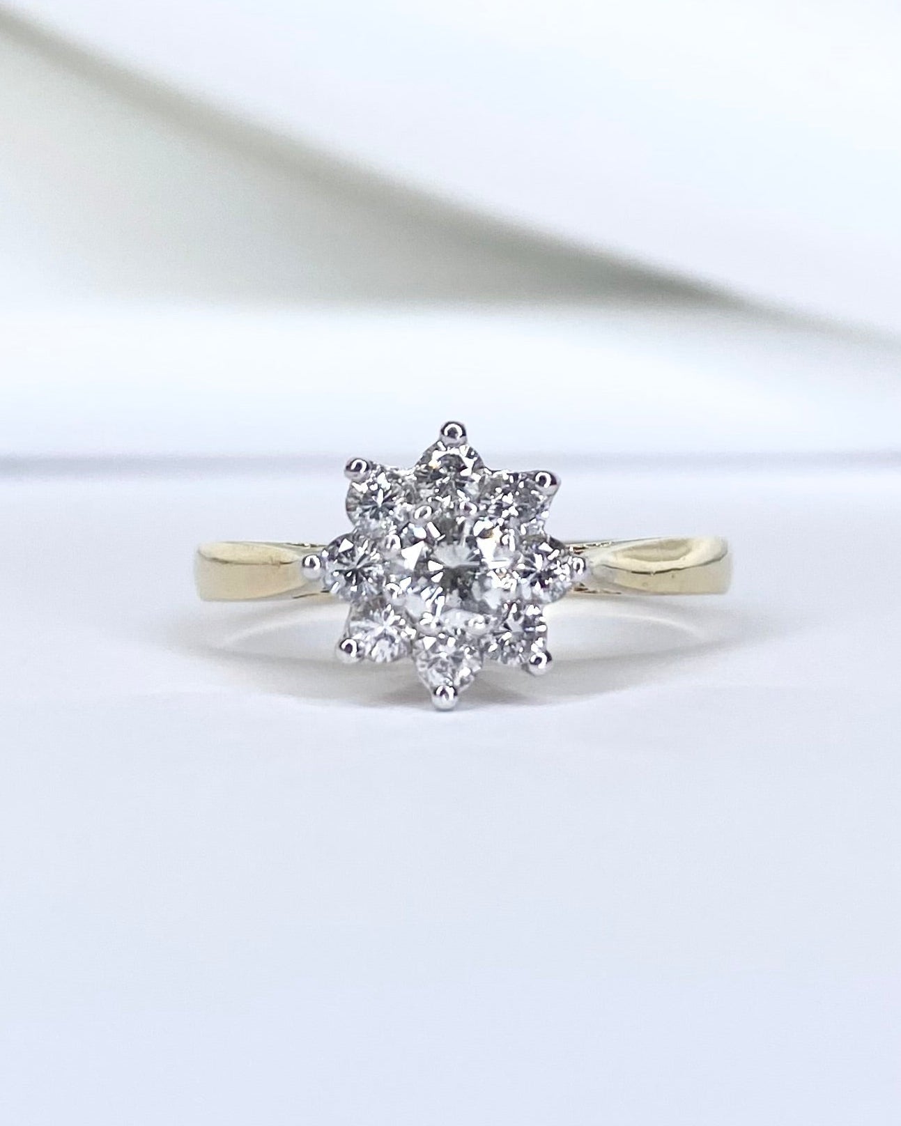 Bague Marguerite Diamants 0.44 carat "Camélia" - Elliade Paris