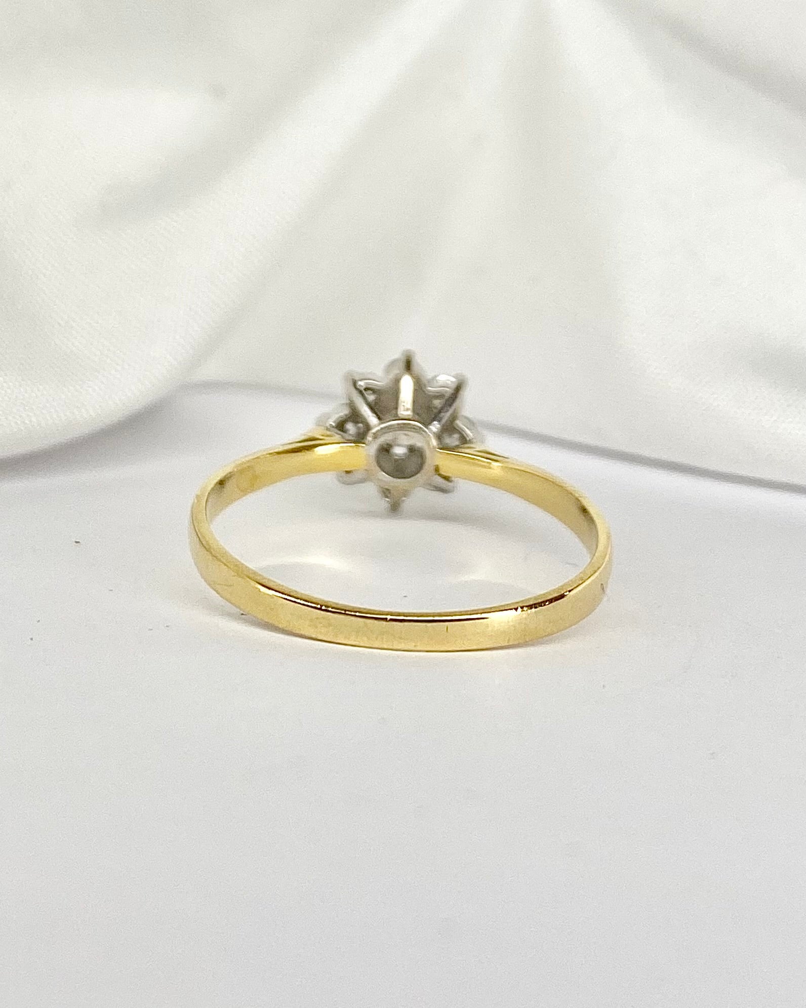 Bague Marguerite Diamants 0.47 carat "Oriane" - Elliade Paris