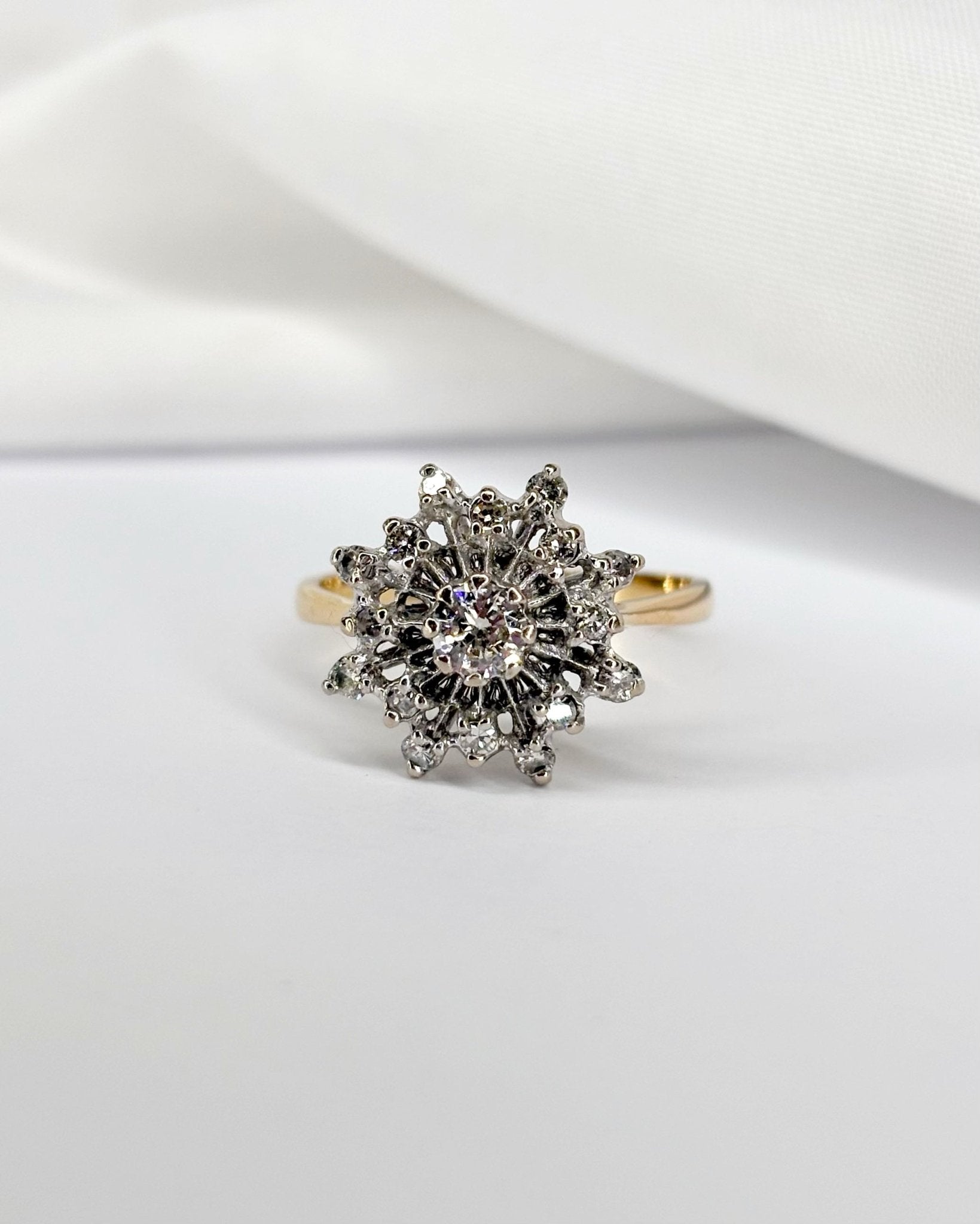 Bague Marguerite Diamants 0.52 carat "Thylane" - Elliade Paris
