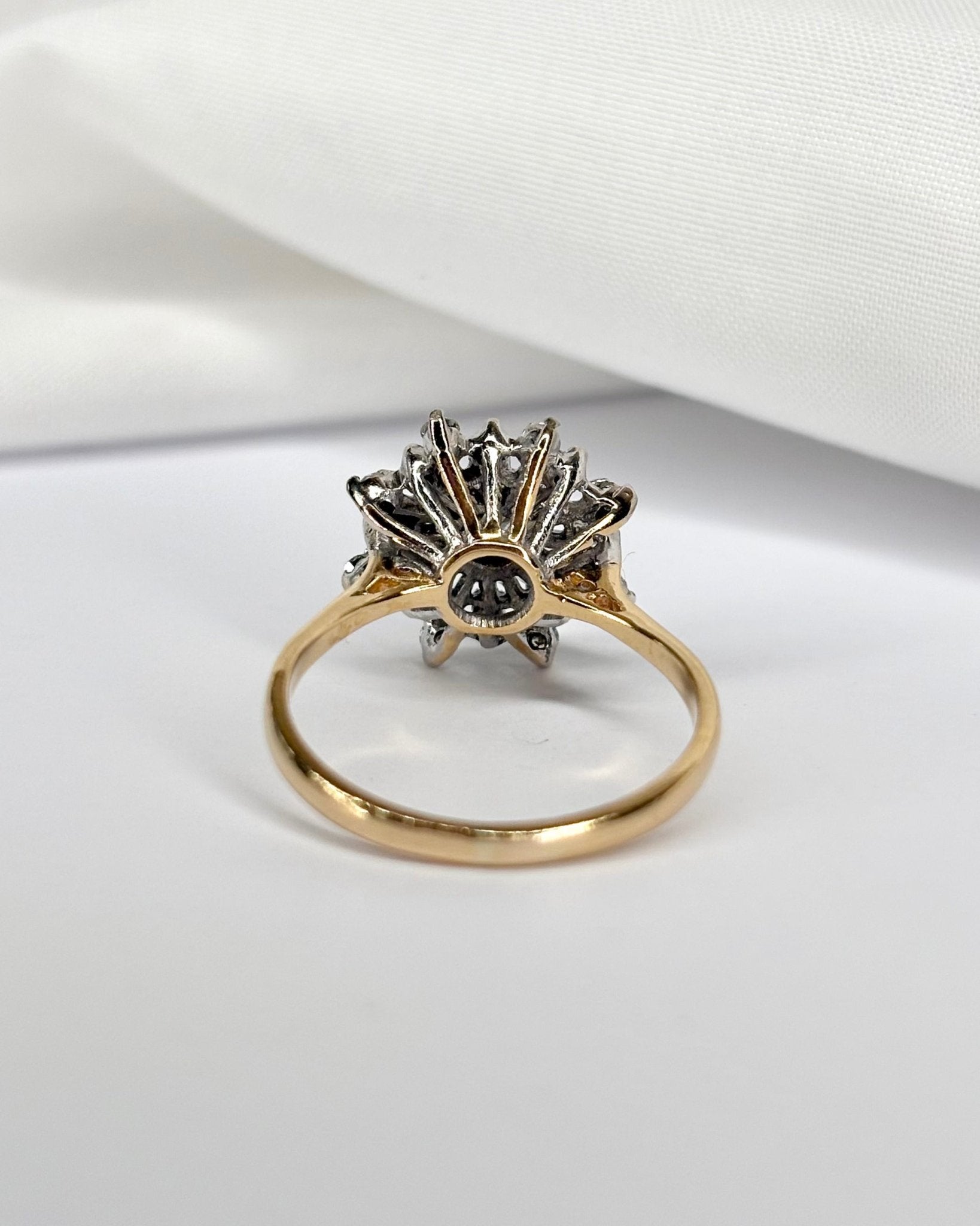 Bague Marguerite Diamants 0.52 carat "Thylane" - Elliade Paris