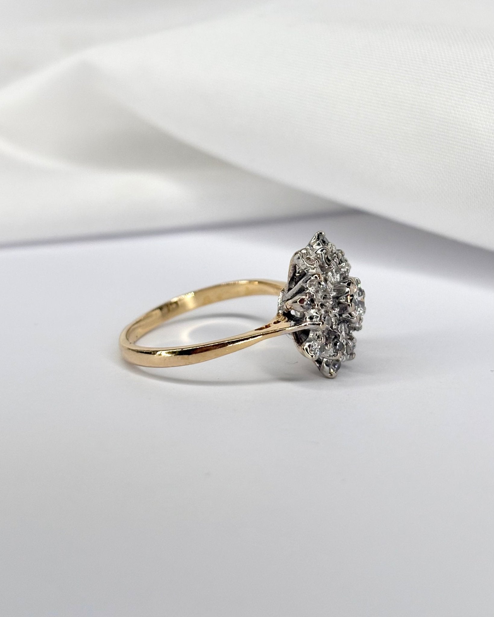 Bague Marguerite Diamants 0.52 carat "Thylane" - Elliade Paris