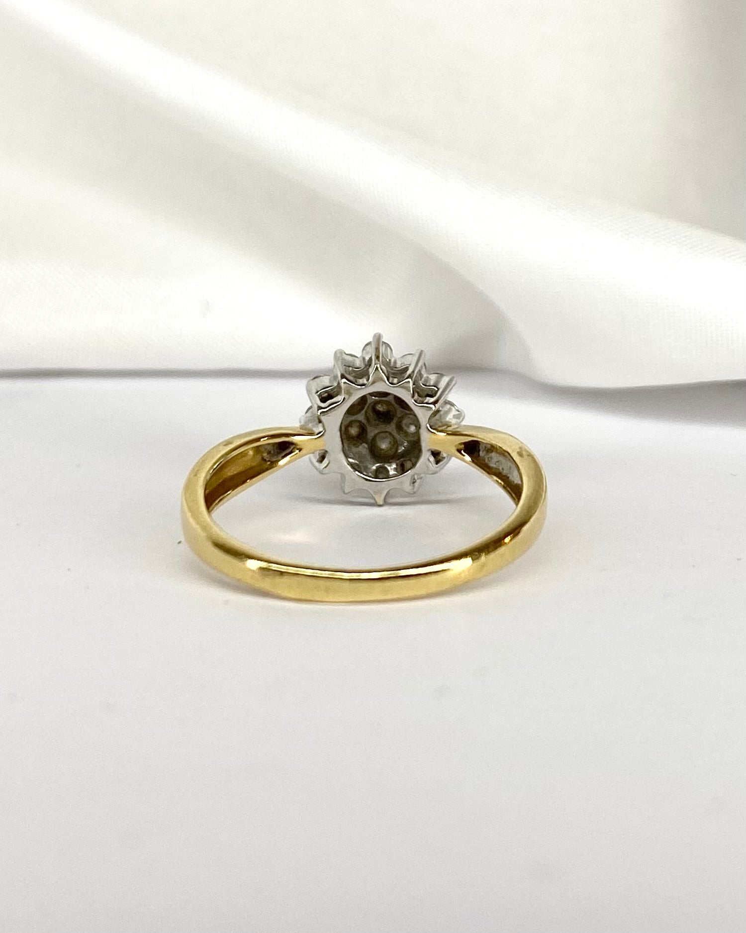 Bague Marguerite Diamants 0.57 carat "Virna" - Elliade Paris