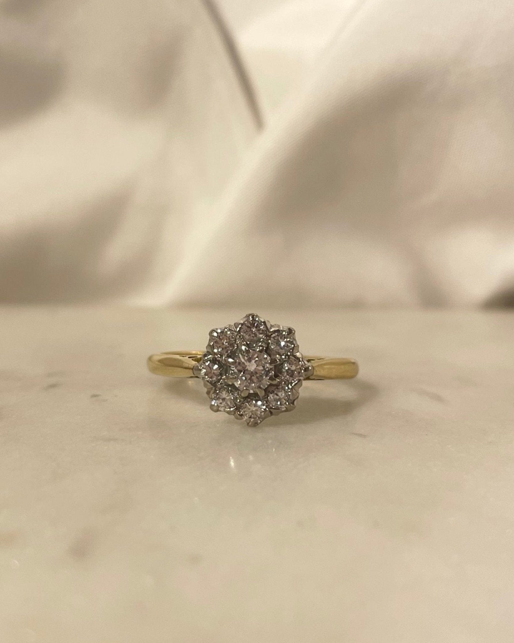 Bague Marguerite Diamants 0.60 carat "Irisia" - Elliade Paris