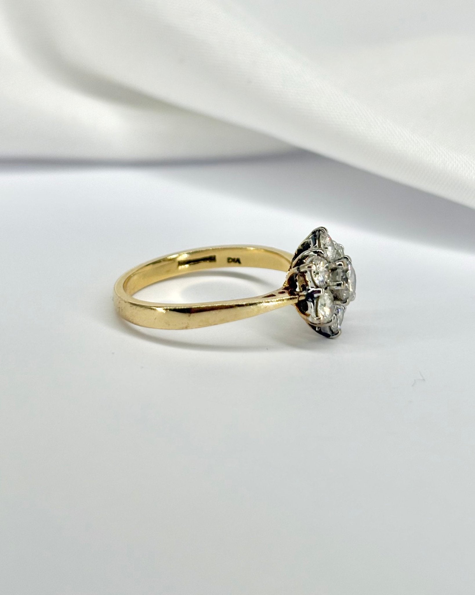 Bague Marguerite Diamants 0.85 carat "Nila" - Elliade Paris