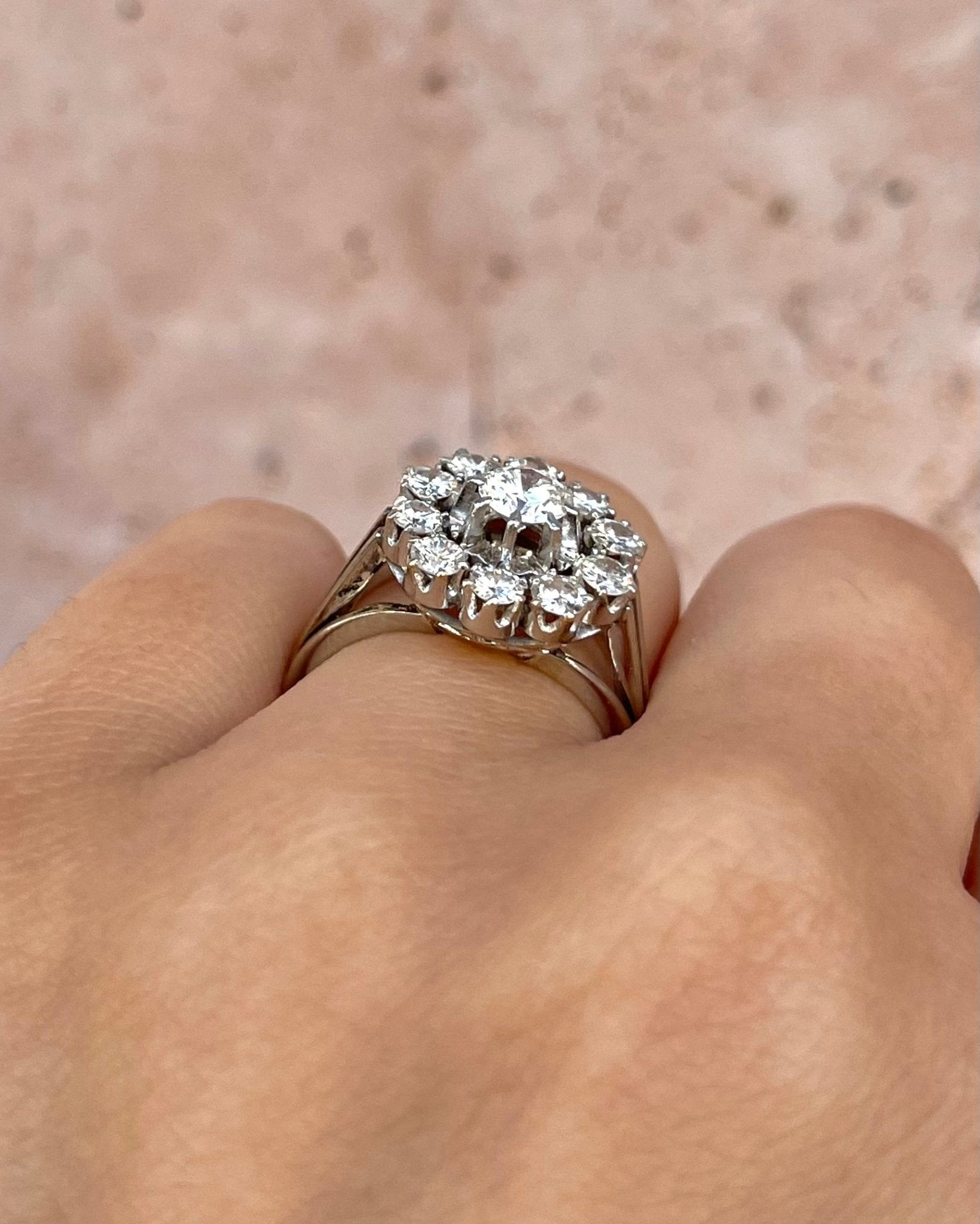 Bague Marguerite Diamants 1.12 carat & Or 6,94g "Elodie" - Elliade Paris