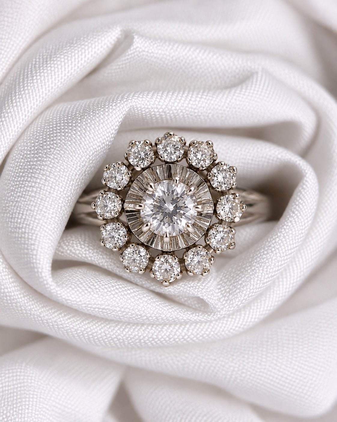 Bague Marguerite Diamants 1.17 carat 4.91g "Joëlle" - Elliade Paris