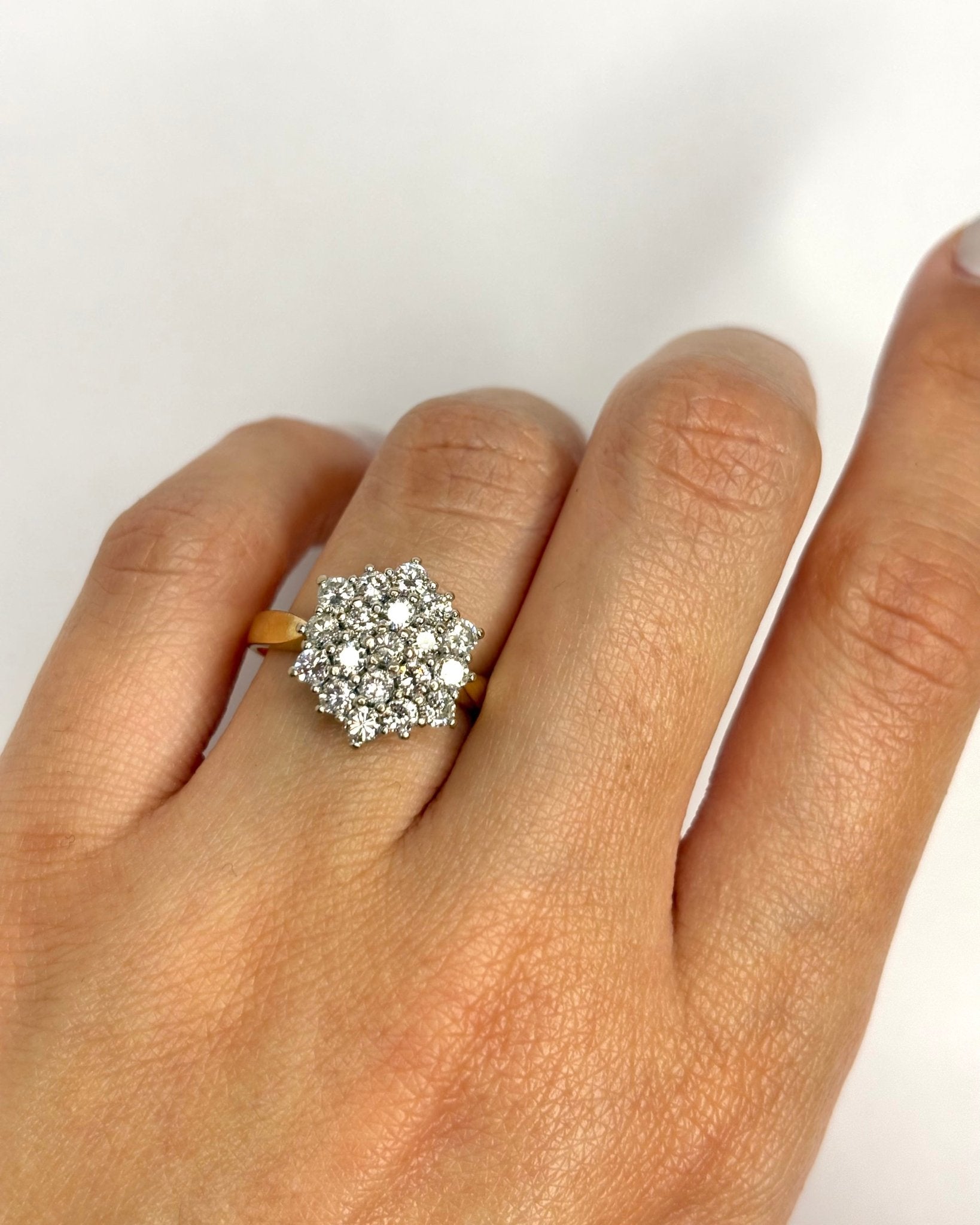 Bague Marguerite Diamants 1.19 carat "Megan" - Elliade Paris