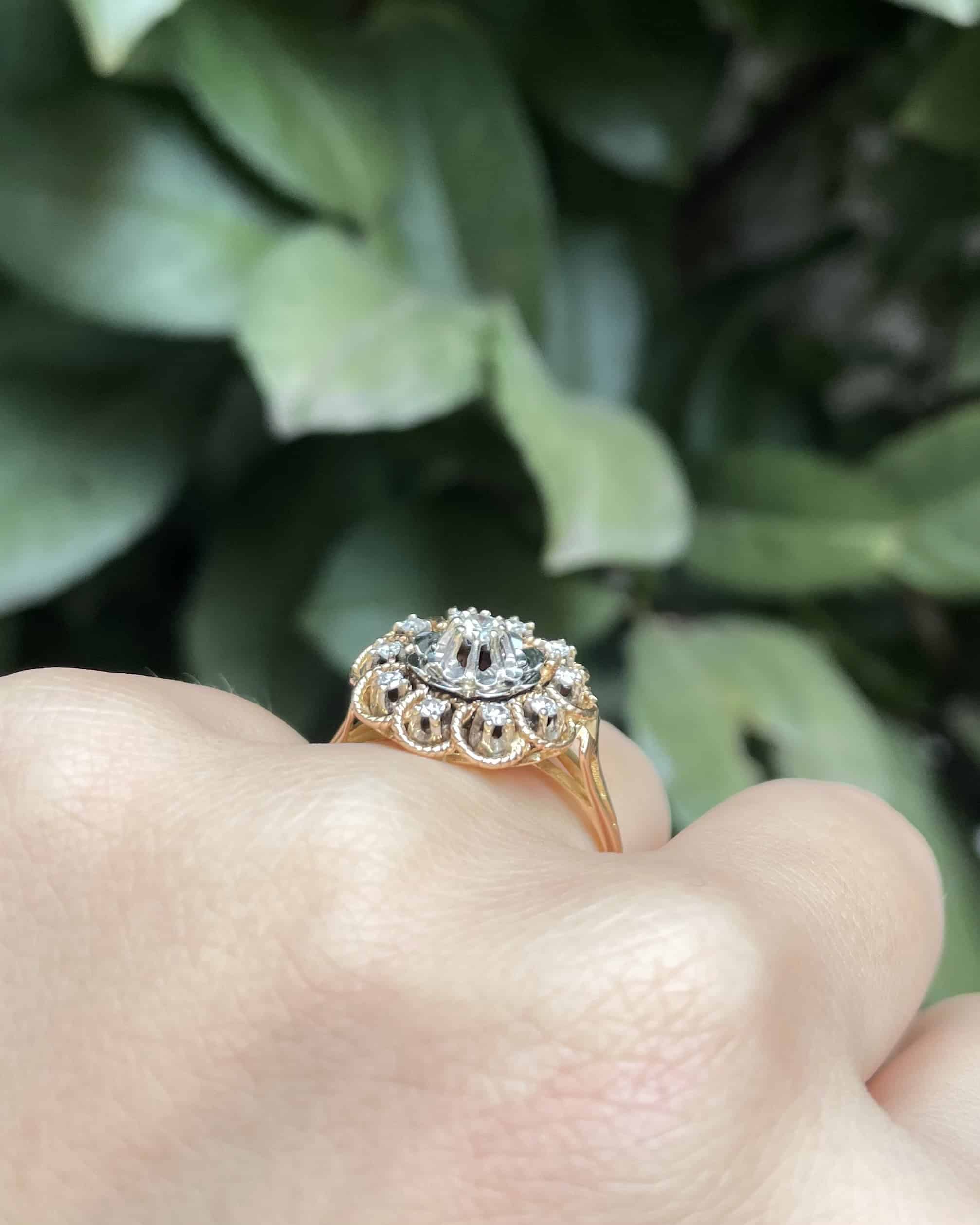 Bague Vintage Marguerite Diamants 0.30 carat "Monna"
