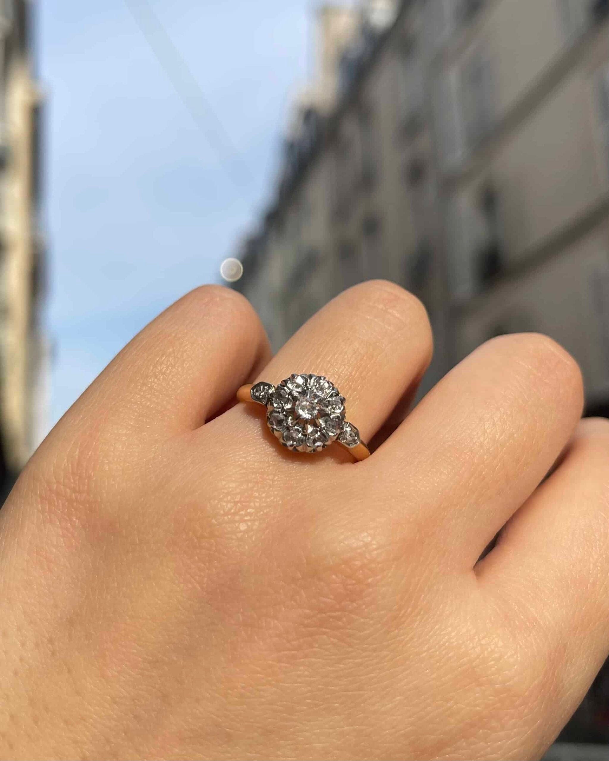 Bague Marguerite Art-Déco 10 Diamants "Mickaela" - Elliade Paris