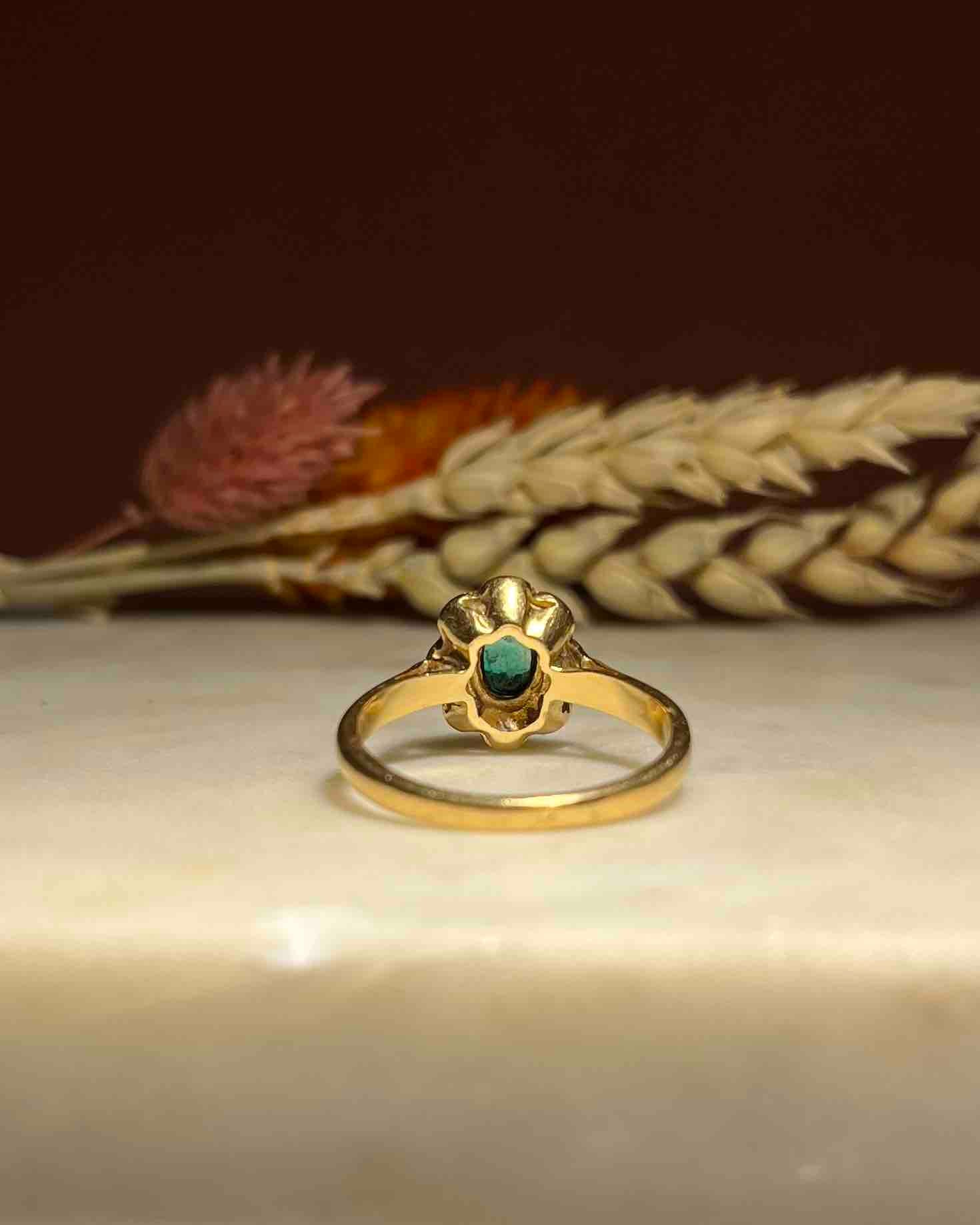 Bague Marguerite Diamants & Émeraude "Riley" - Elliade Paris