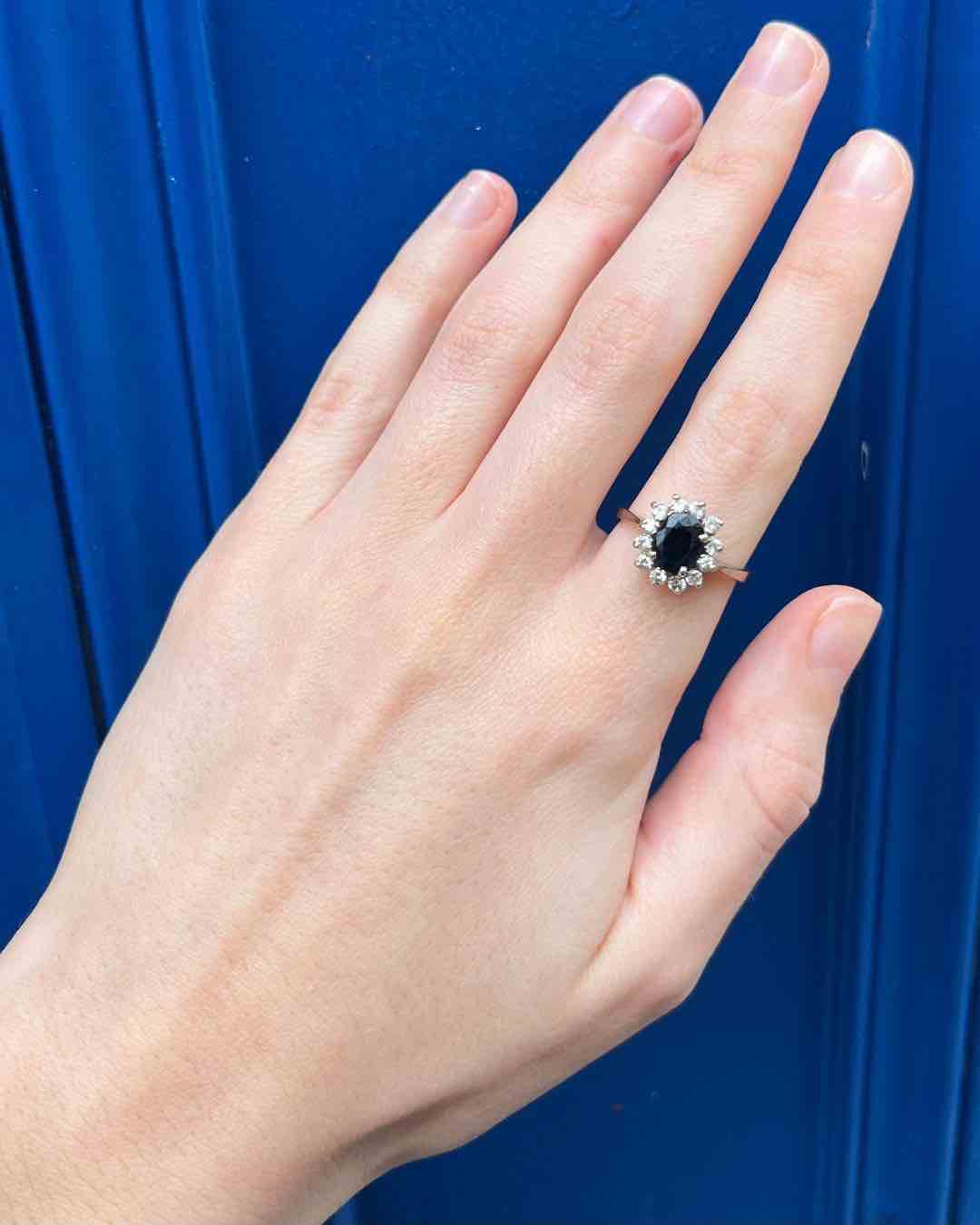 Bague Marguerite Diamants & Saphir "Gemma" - Elliade Paris