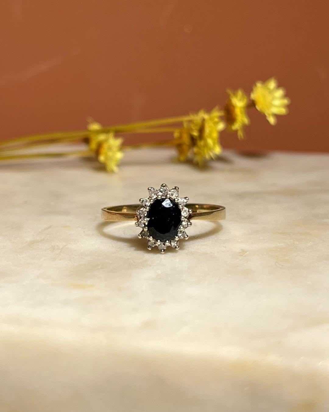 Bague Marguerite diamants & saphir "Maelys" - Elliade Paris