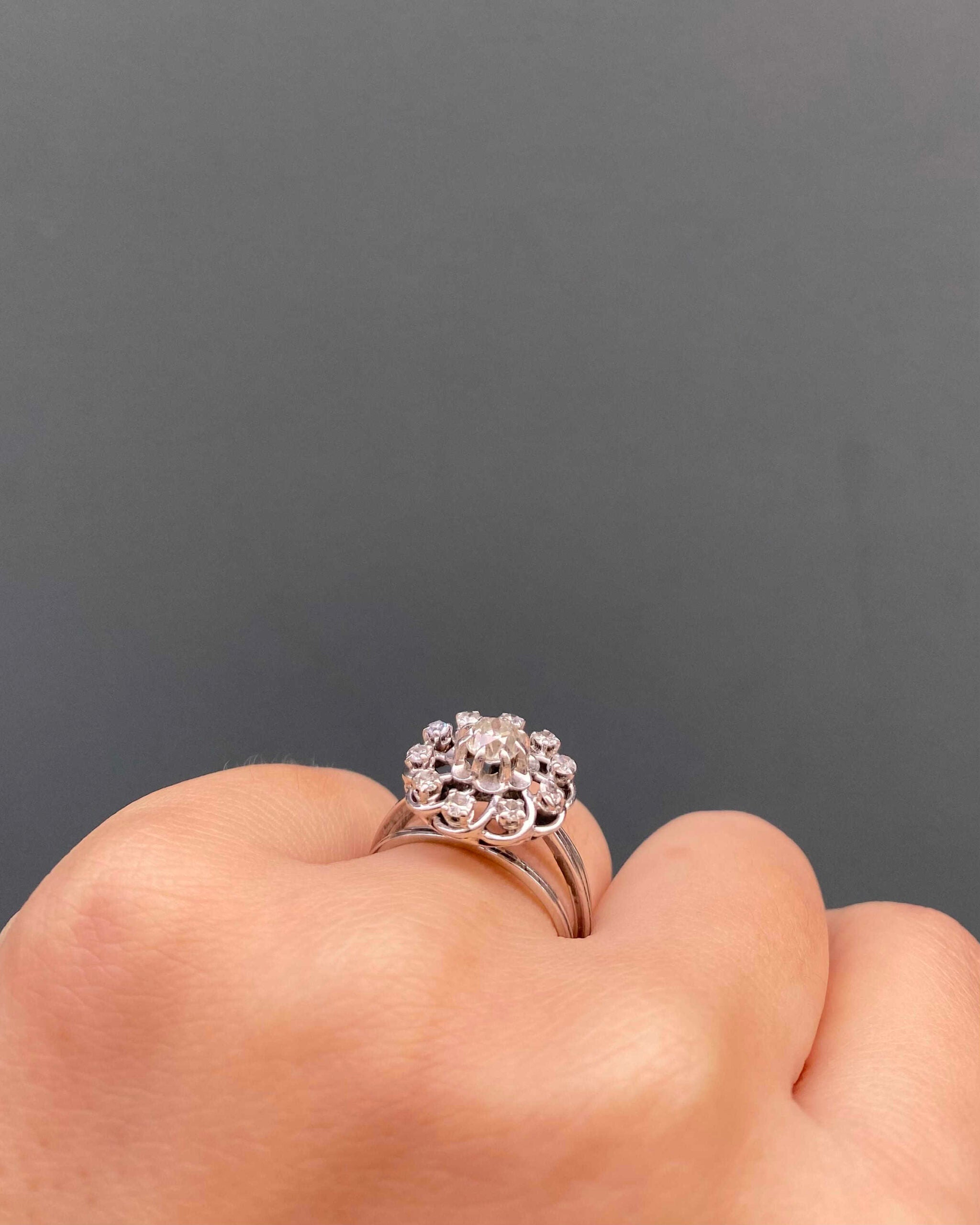 Bague Vintage Marguerite 9 Diamants "Iva"