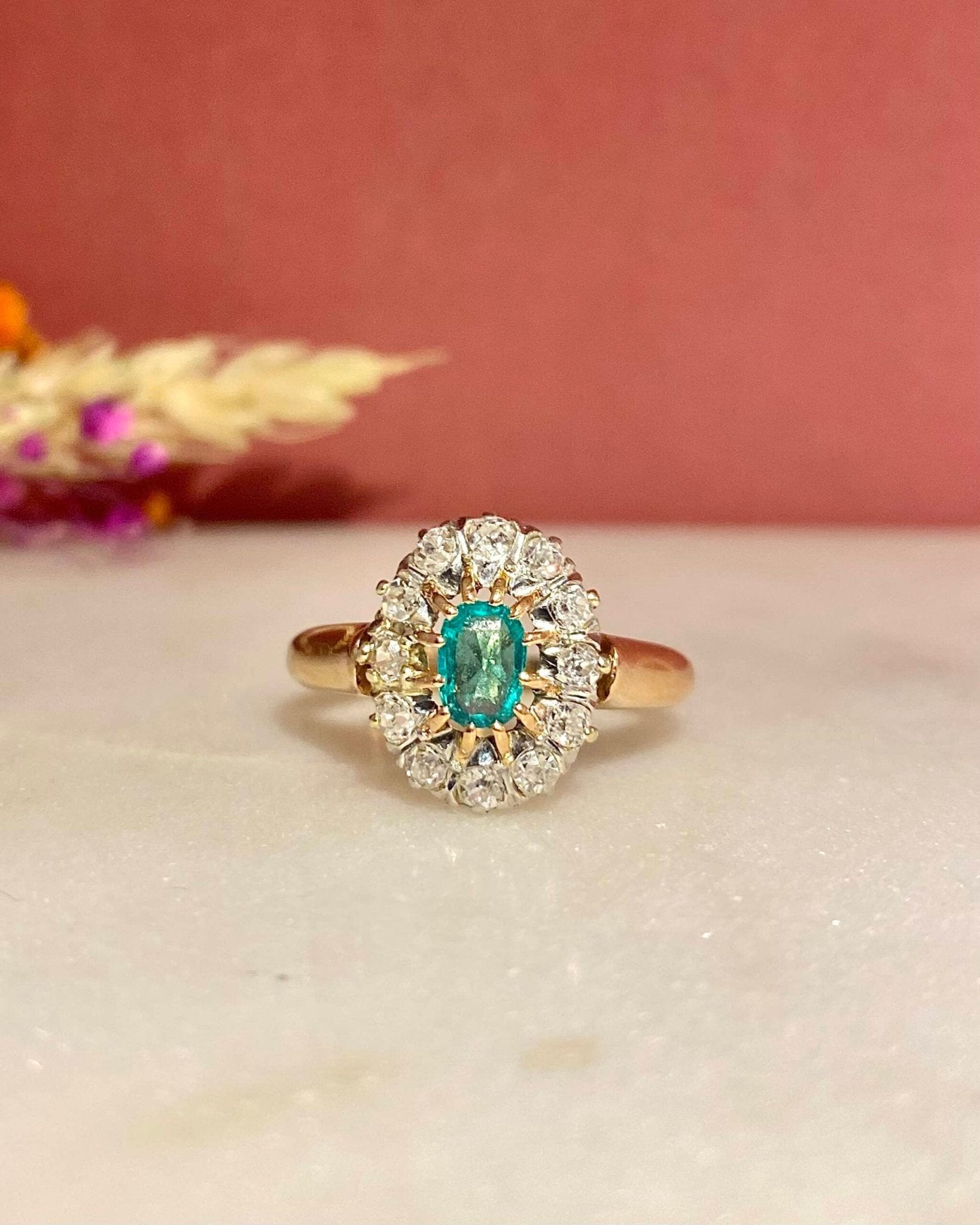 Bague Marguerite émeraude 0.30 Carat & Diamants "Awen" - Elliade Paris