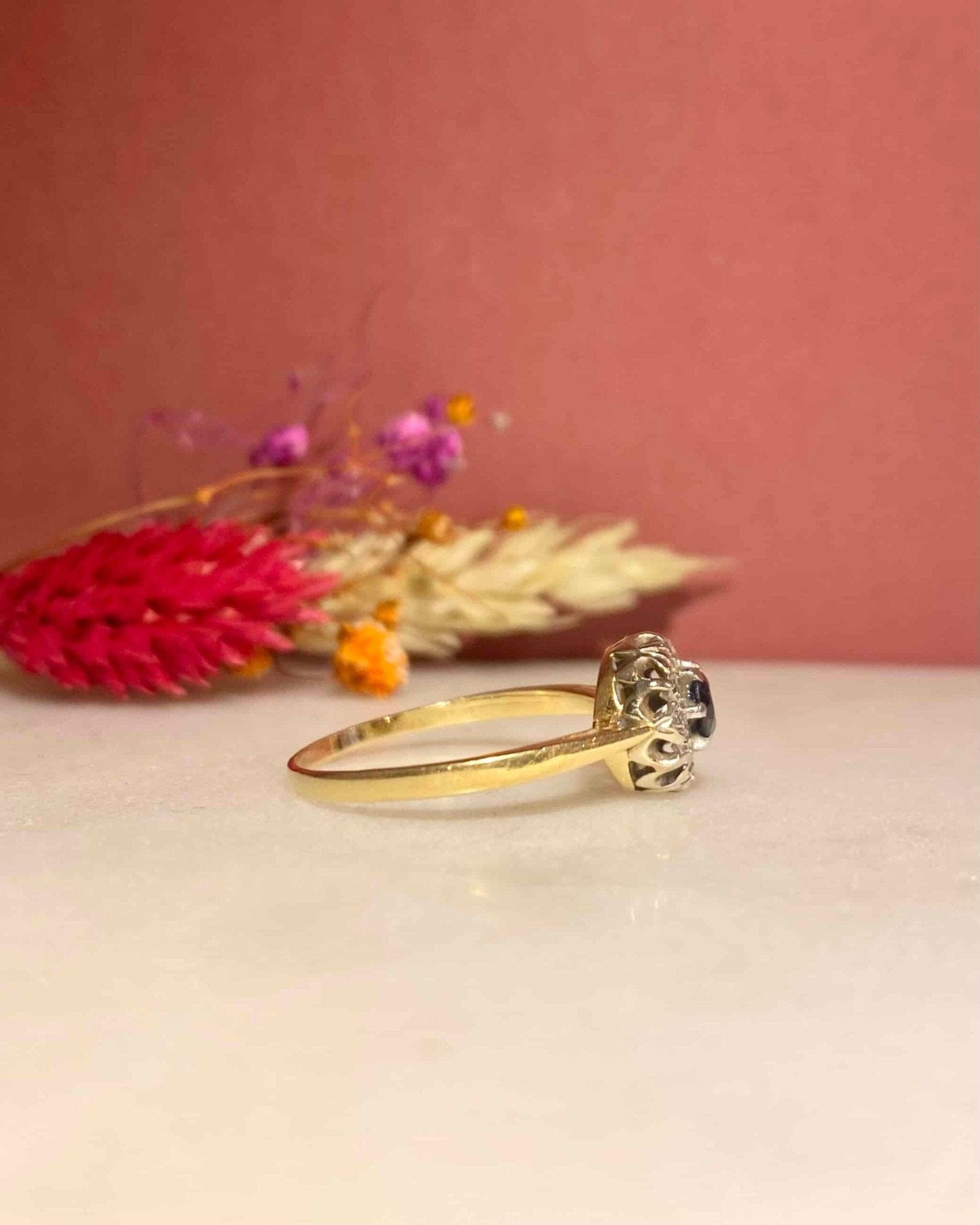 Bague Marguerite Émeraude 0.50 carat & Diamants "Jane" - Elliade Paris