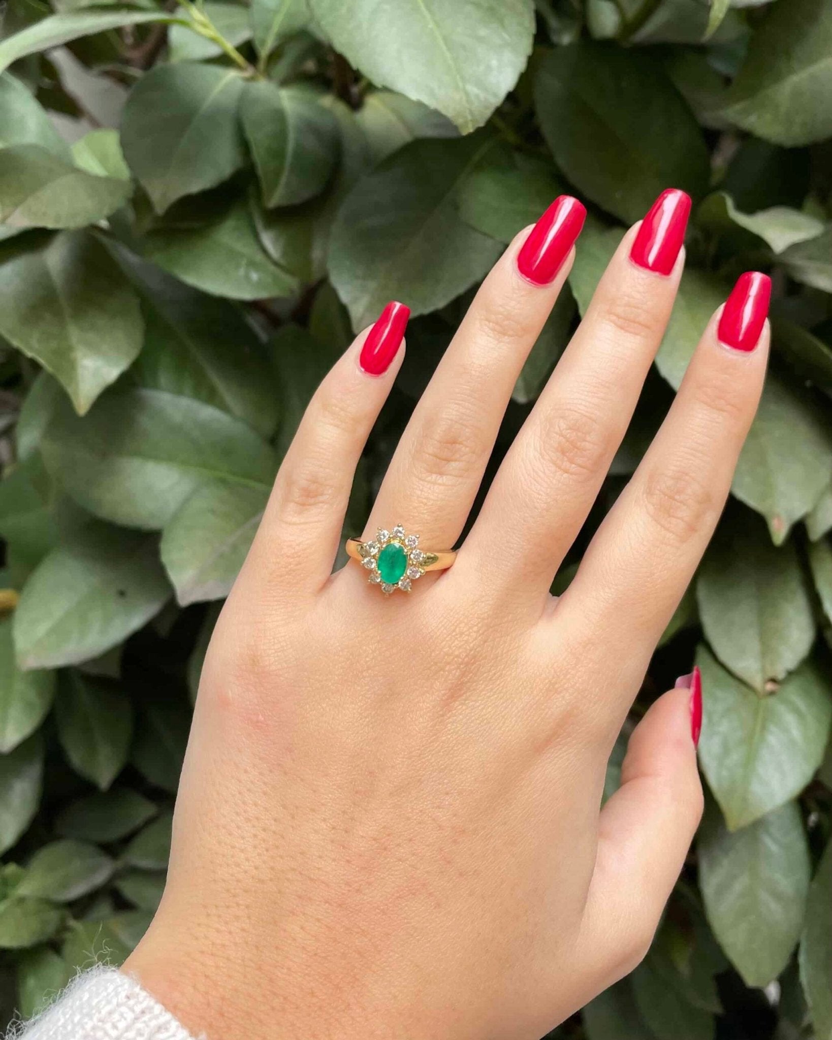 Bague Marguerite Émeraude 0.75 carat & Diamants "Maelia" - Elliade Paris