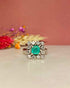 Bague Marguerite Émeraude 0.75 carat & Diamants "Sherine" - Elliade Paris