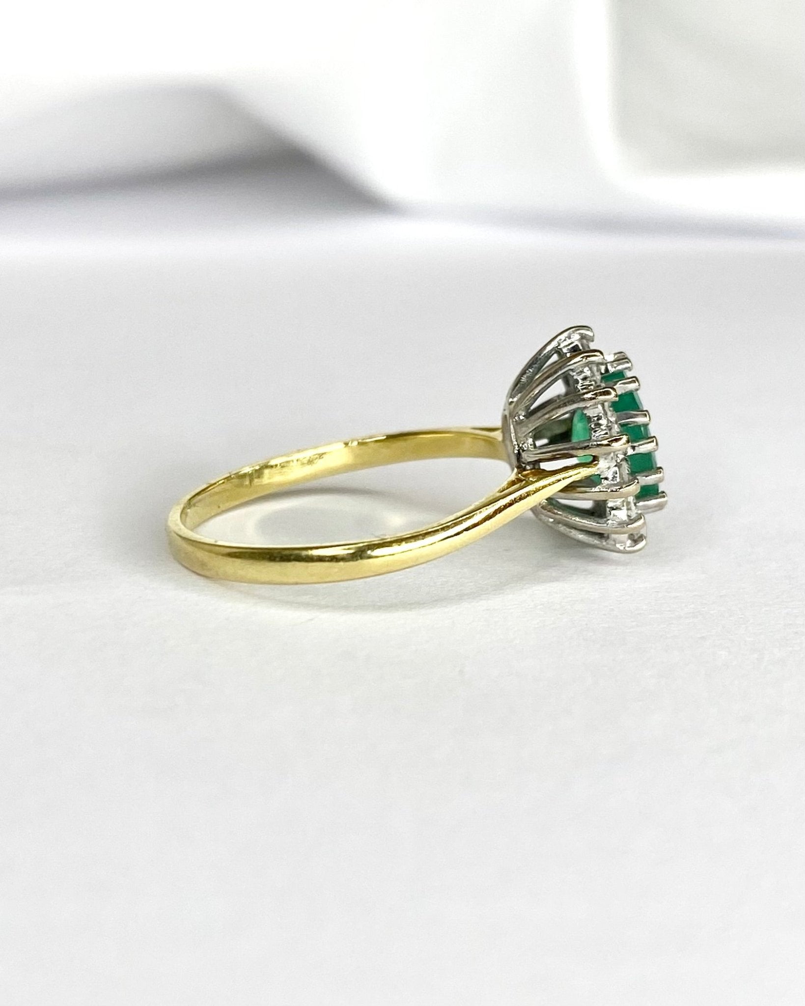Bague Marguerite Émeraude 1 carat & Diamants "Elina" - Elliade Paris
