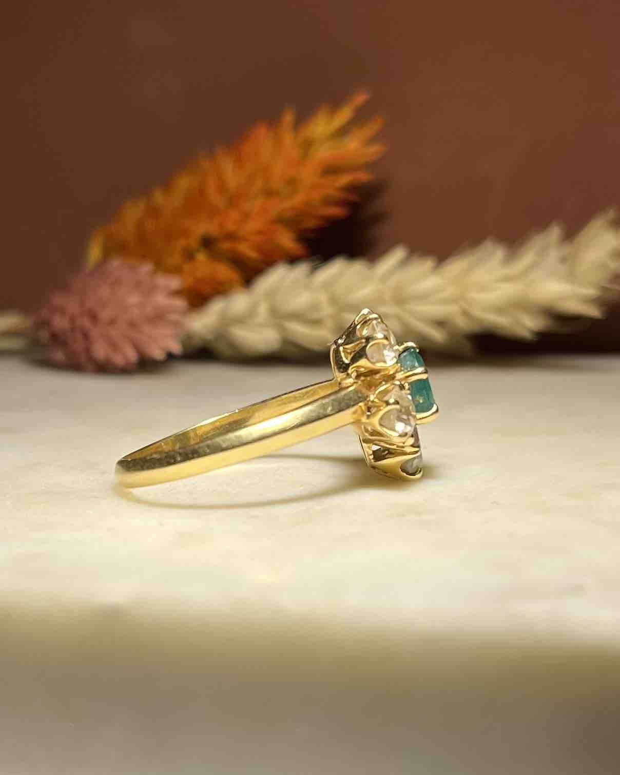 Bague Marguerite Émeraude & Diamants 1.50 carat "Jasna" - Elliade Paris