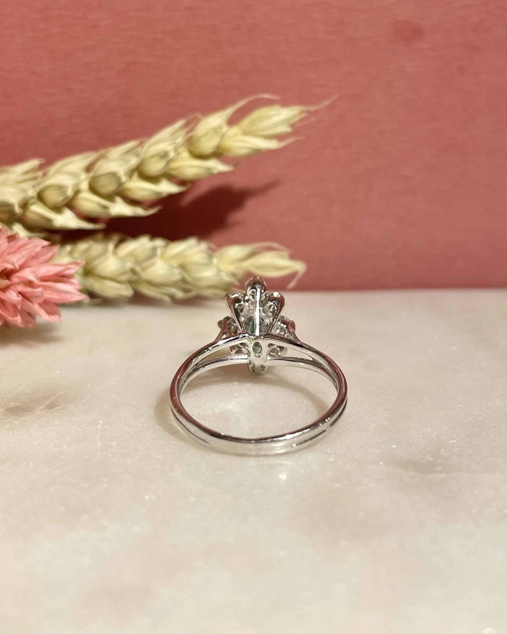 Bague Marguerite Émeraude & Diamants "Camilea" - Elliade Paris