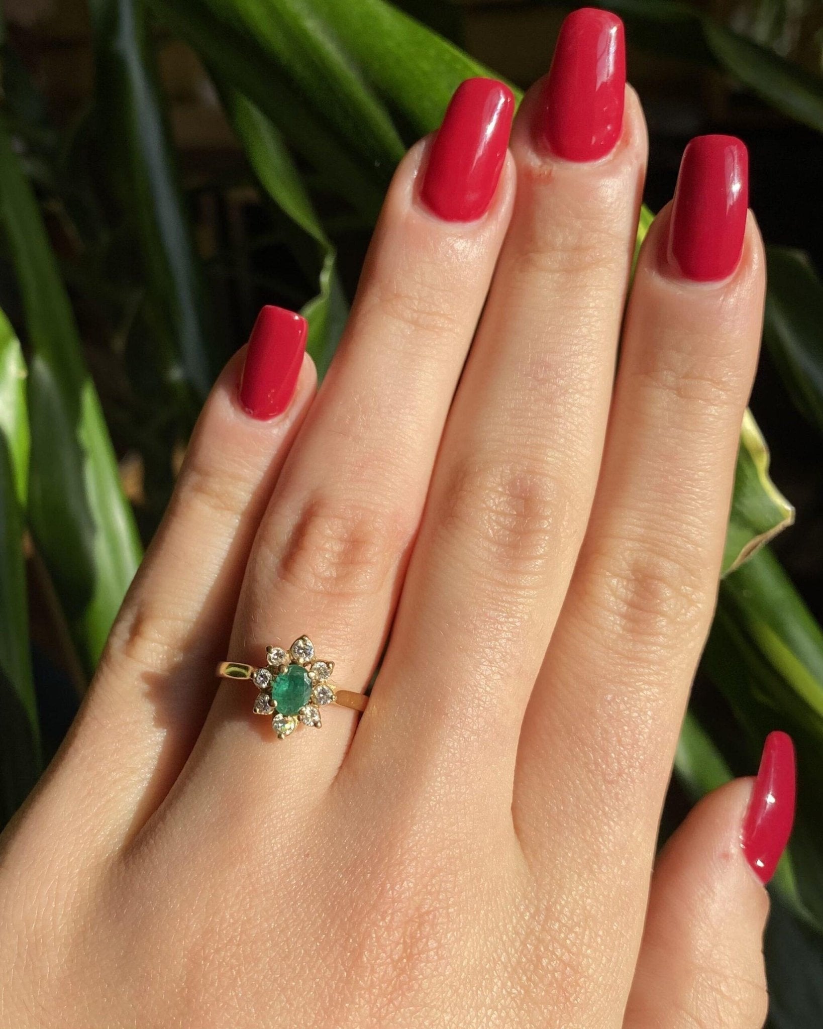 Bague Marguerite émeraude & diamants "Daniela" - Elliade Paris