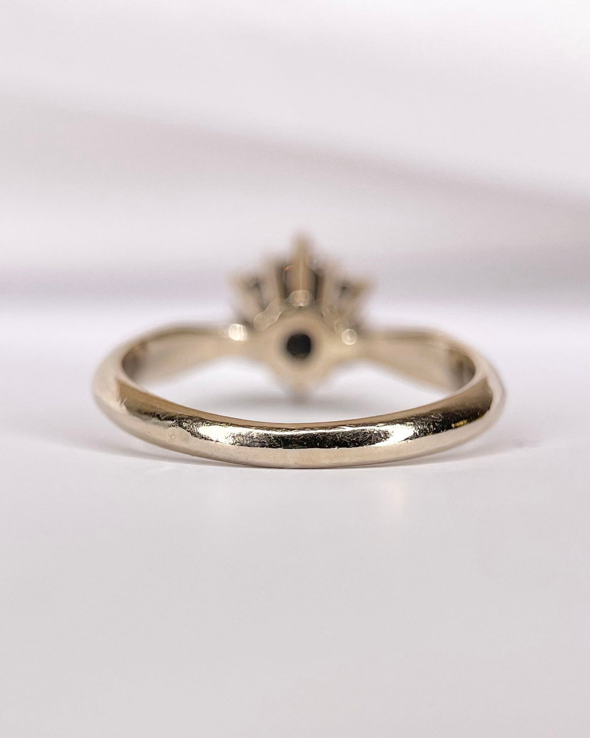 Bague Marguerite Émeraude & Diamants "Elija" - Elliade Paris
